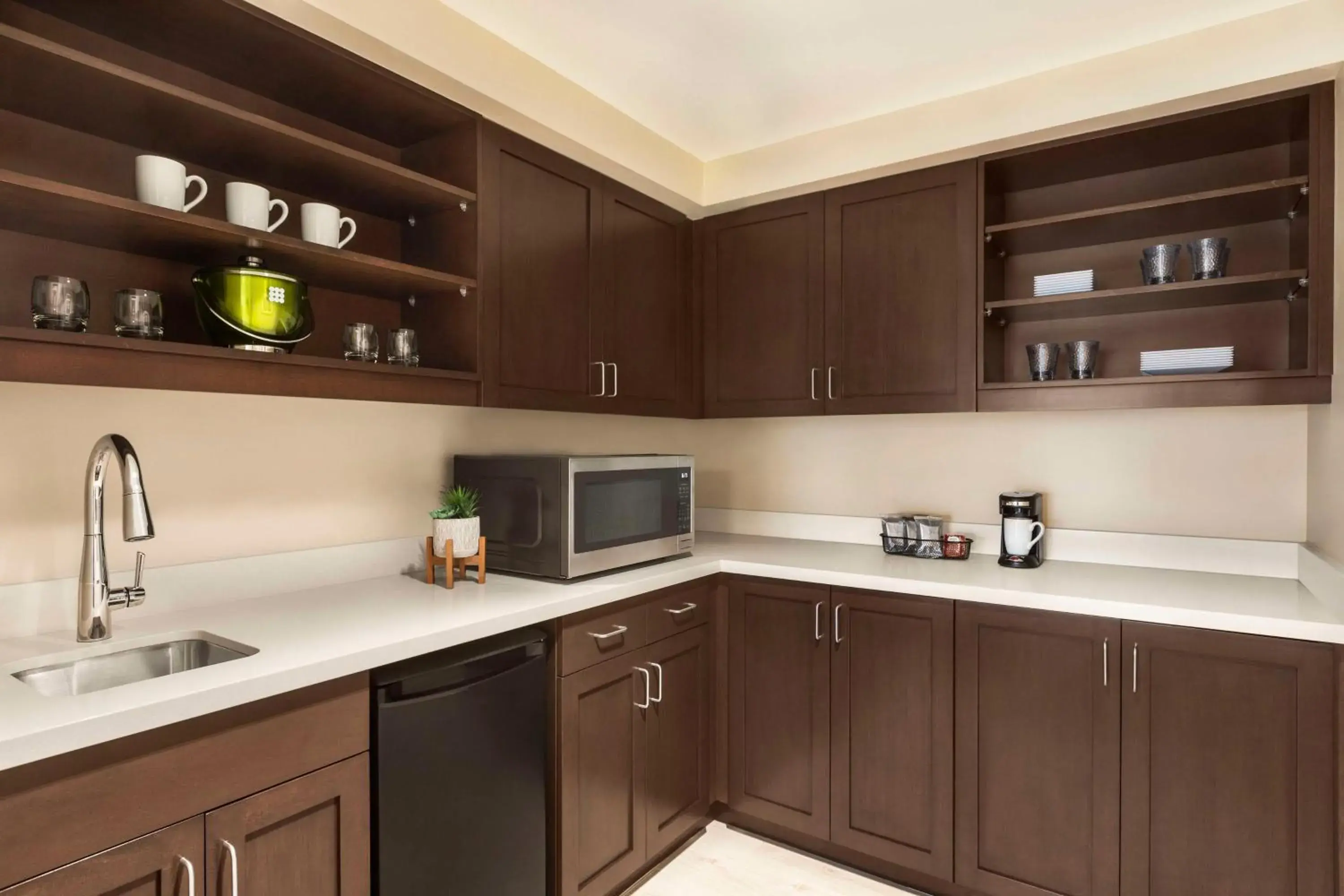 Photo of the whole room in Hyatt Place Virginia Beach Town Center Photo of the whole room in Hyatt Place Virginia Beach Town Center