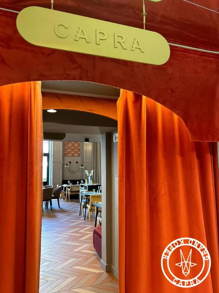 Restaurant/places to eat in Hotel Grand Koper