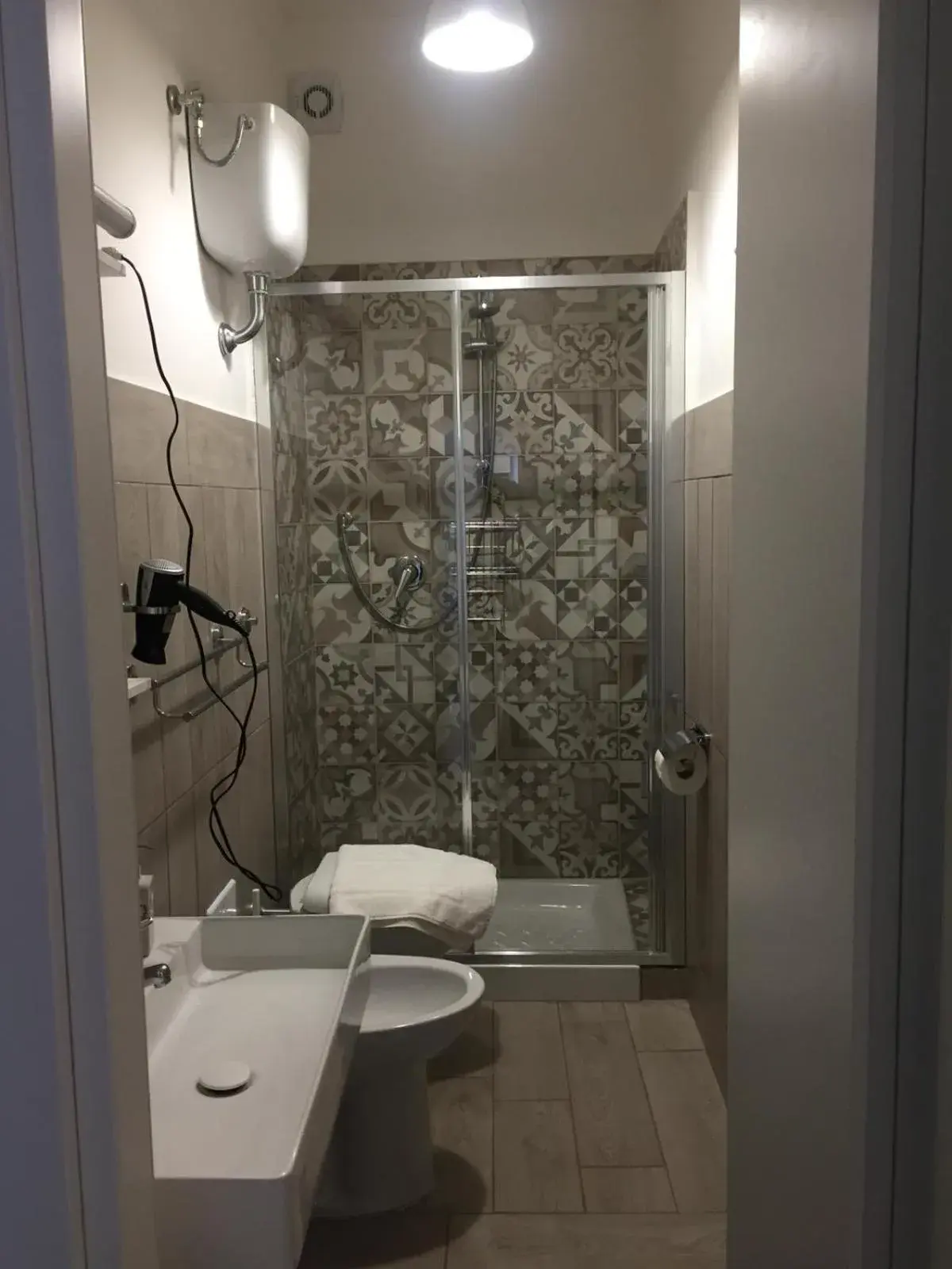 Quadruple Room with Private External Bathroom in B&B LA DOLCE VITA Quadruple Room with Private External Bathroom in B&B LA DOLCE VITA