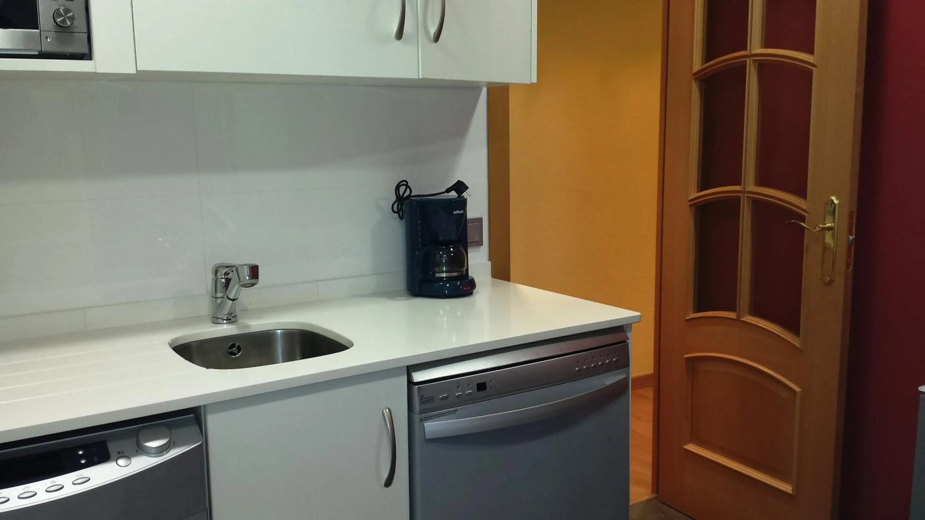 Kitchen or kitchenette in Apartamento Turístico Guara Casa Castro