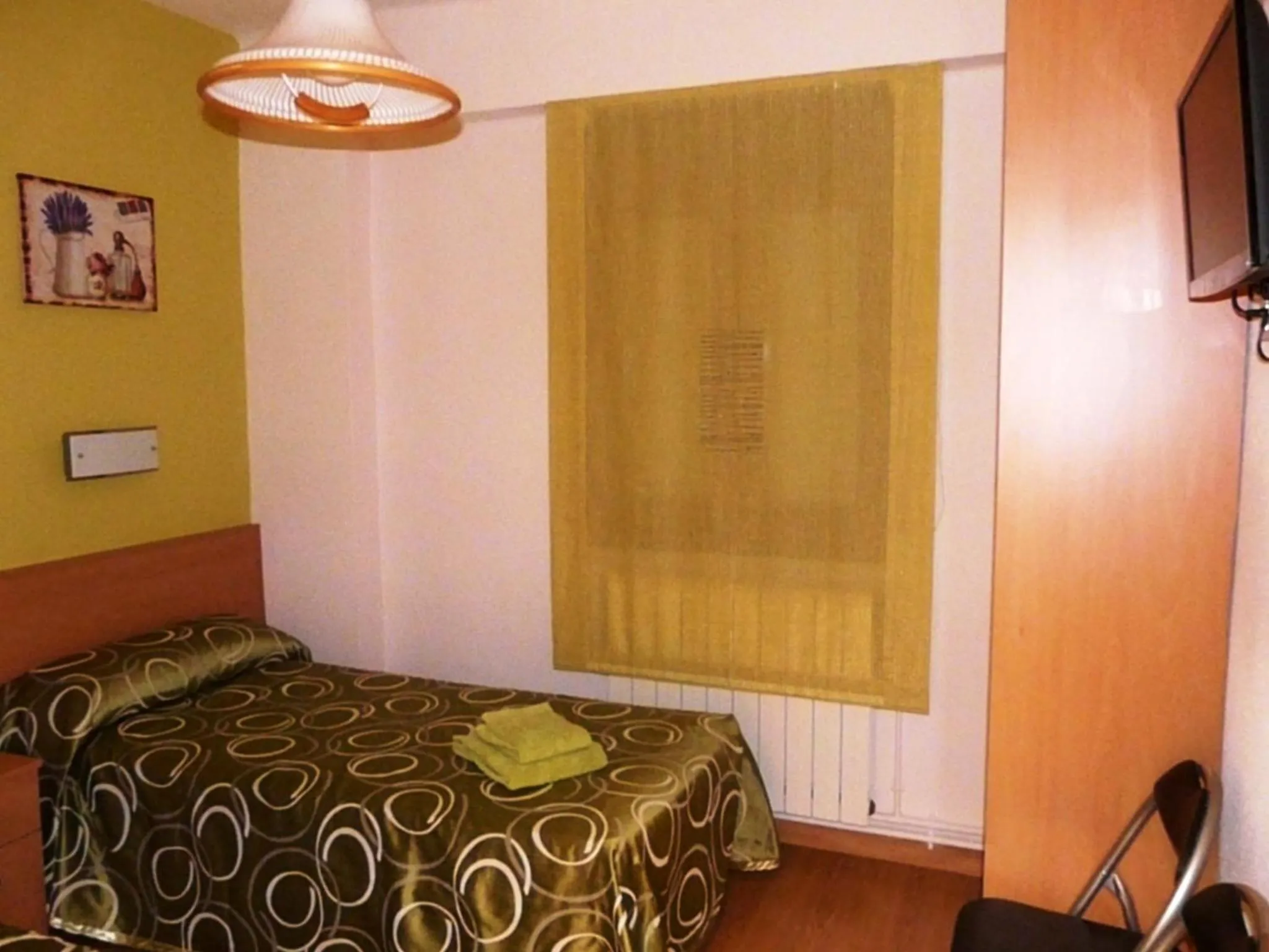 Bedroom, Bed in Apartamento Turístico Guara Casa Castro
