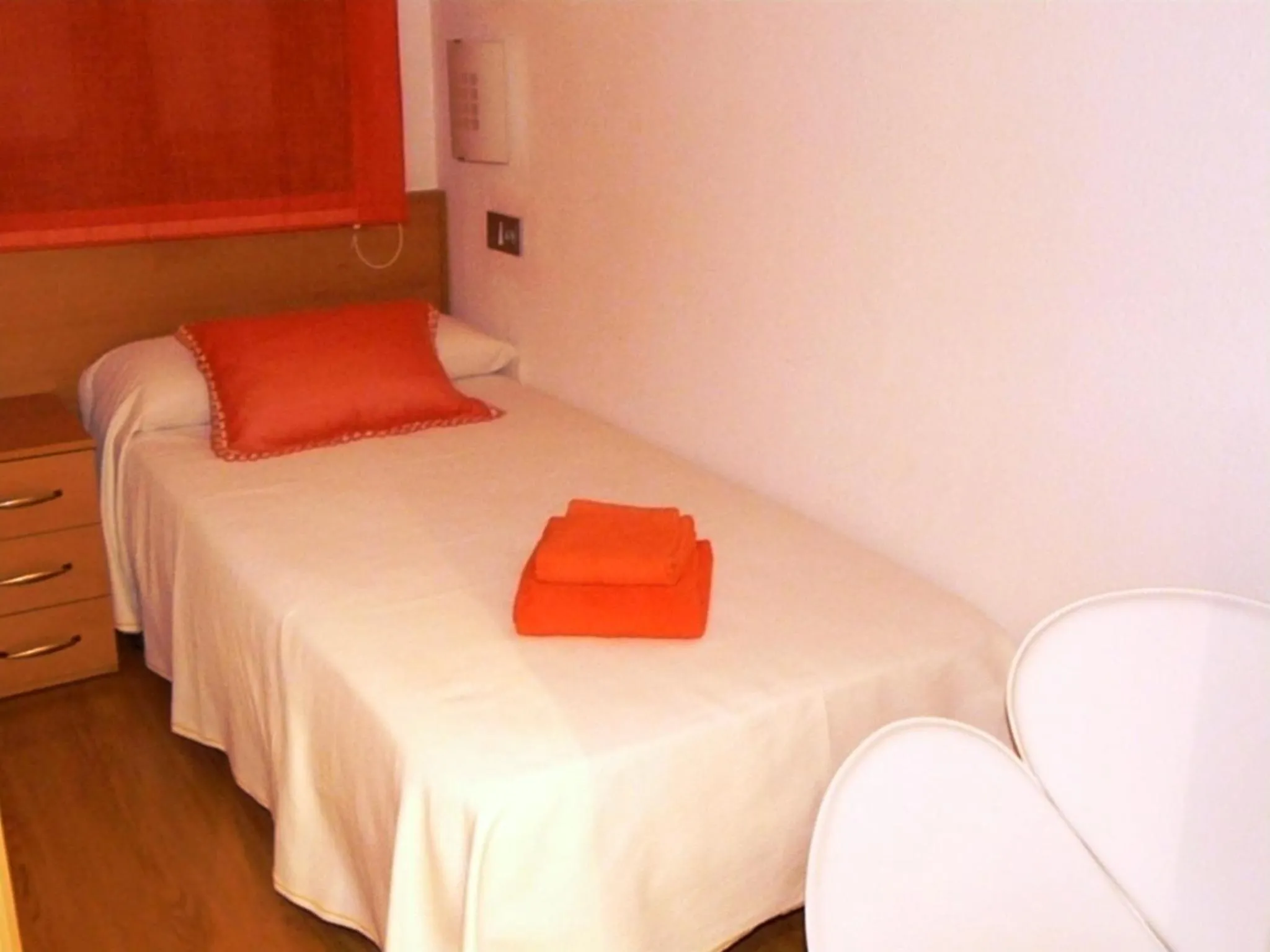 Bedroom, Bed in Apartamento Turístico Guara Casa Castro