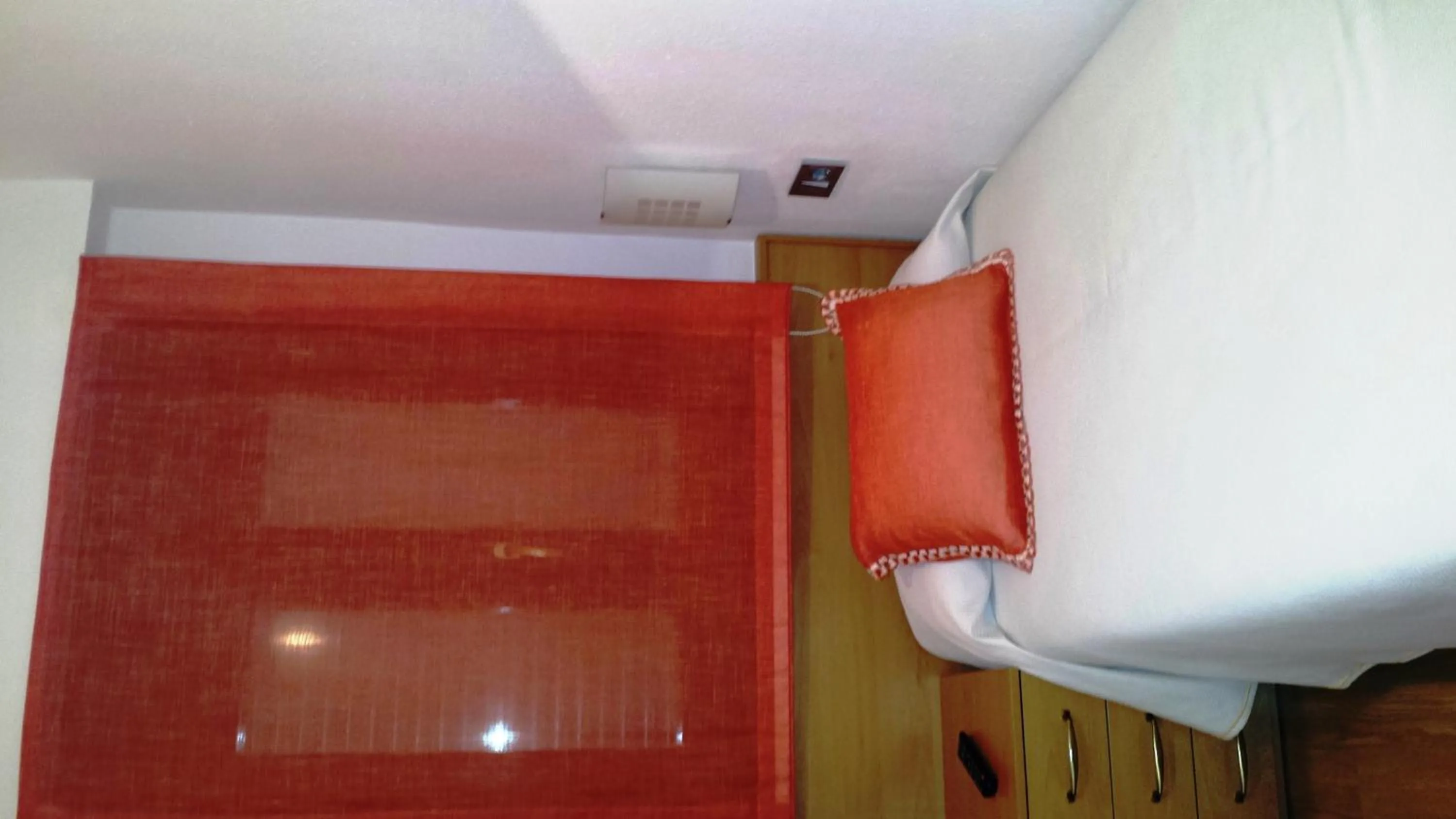 Bedroom, Bed in Apartamento Turístico Guara Casa Castro