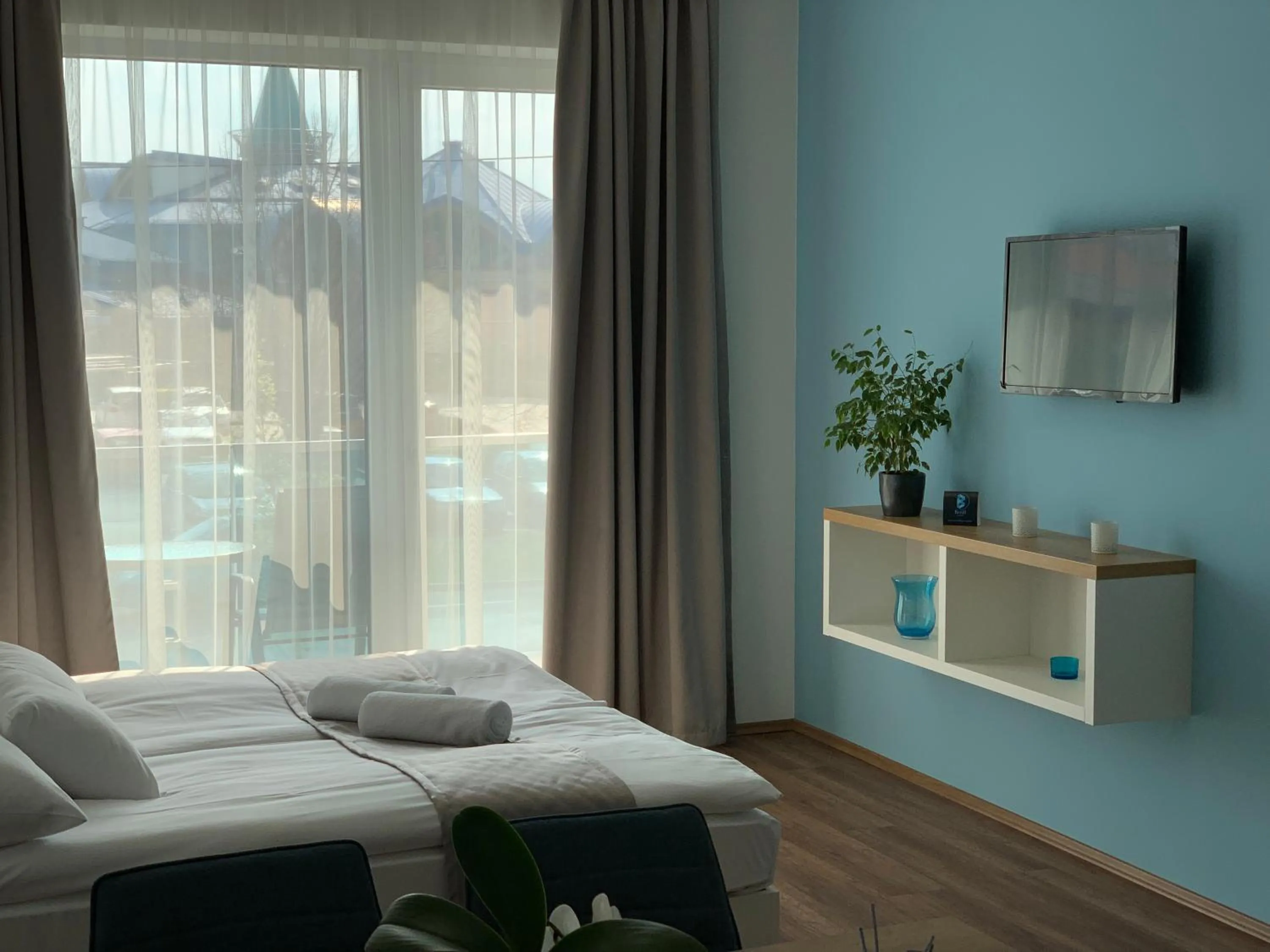 Balcony/Terrace, Bed in Berill Suites