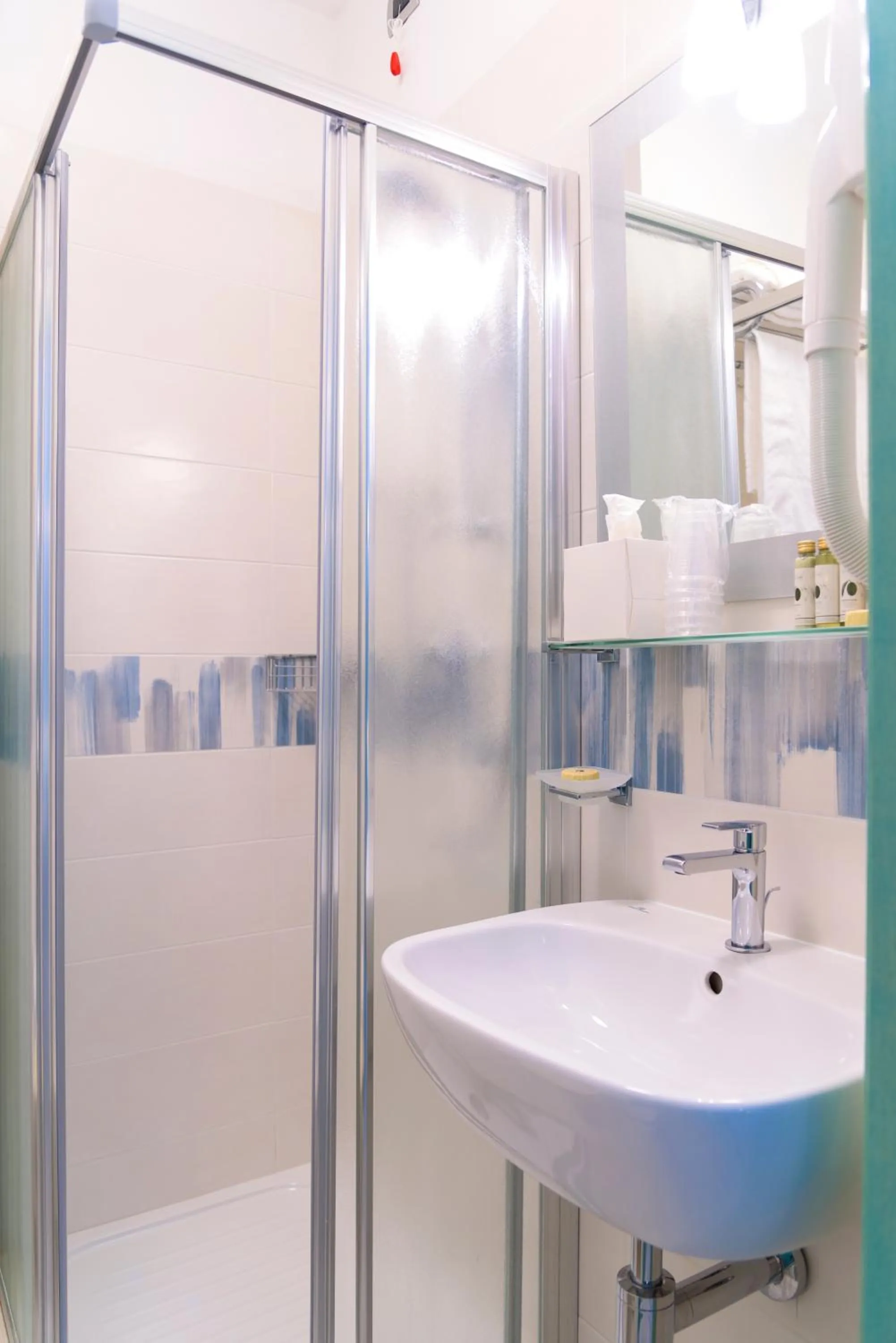 Shower in Hotel Montecristo