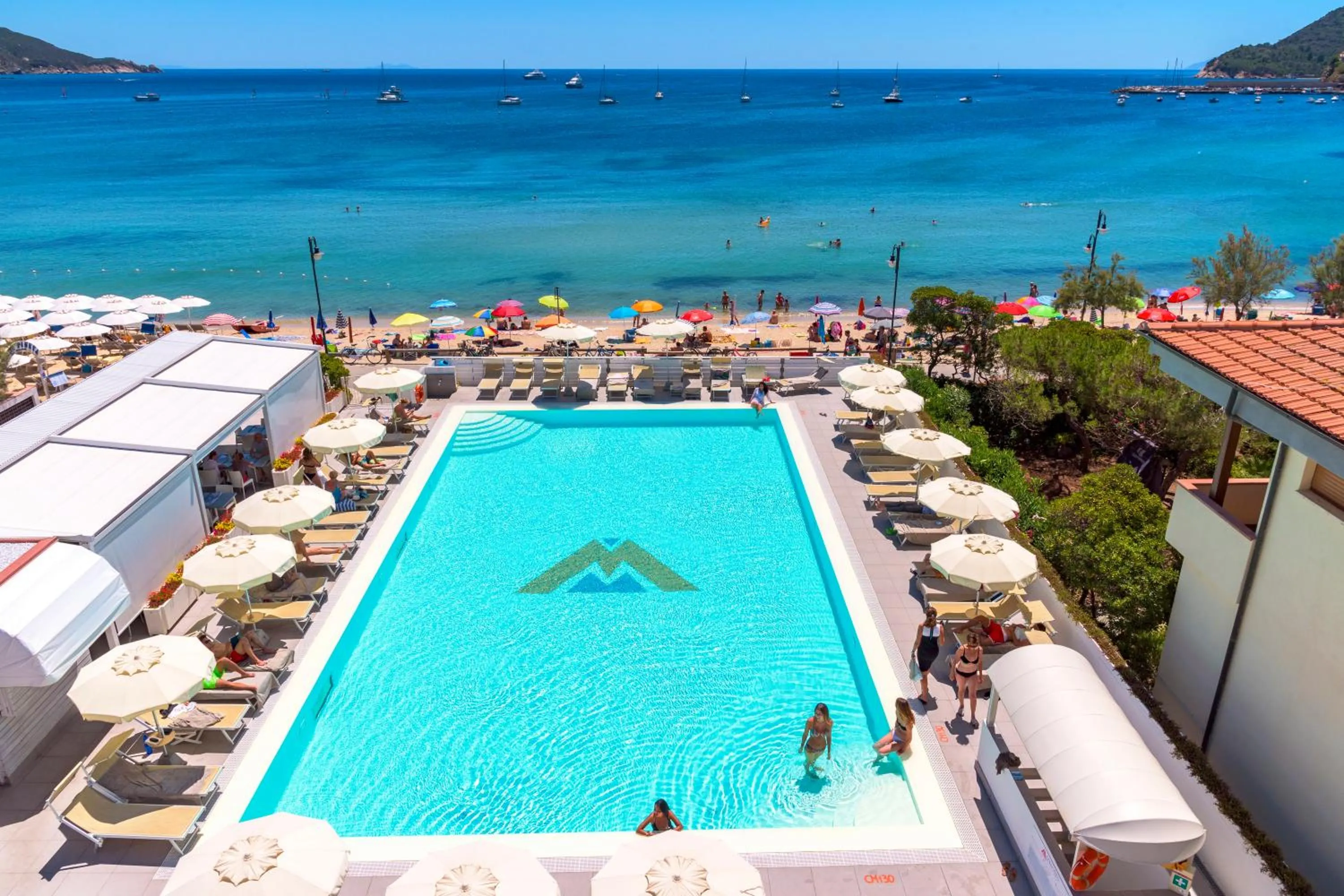 Spring in Hotel Montecristo