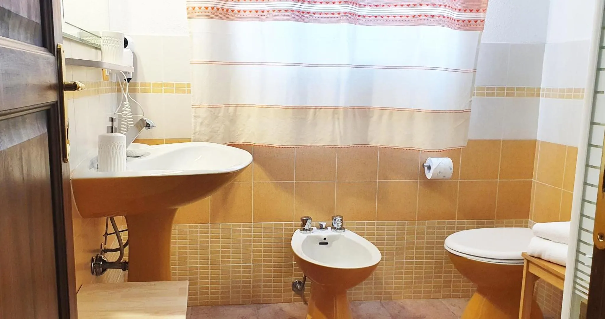 Bathroom in Affittacamere Le Ginestre