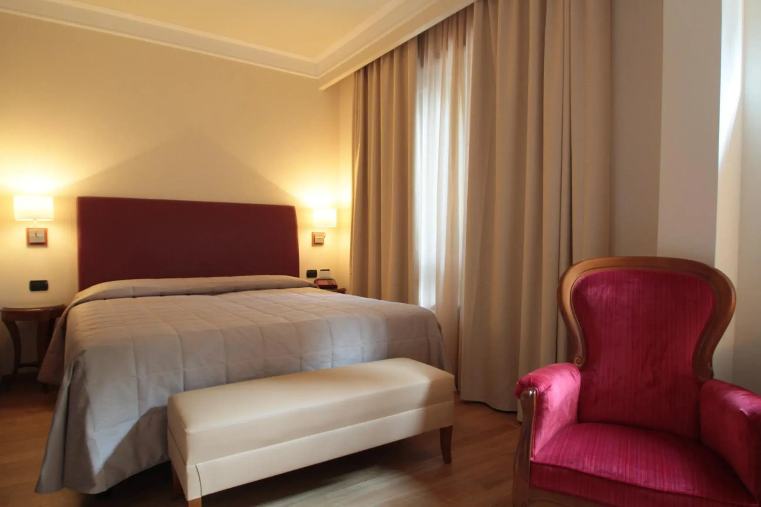 Superior Double Room - single occupancy in Monica Hotel Fiera Superior Double Room - single occupancy in Monica Hotel Fiera