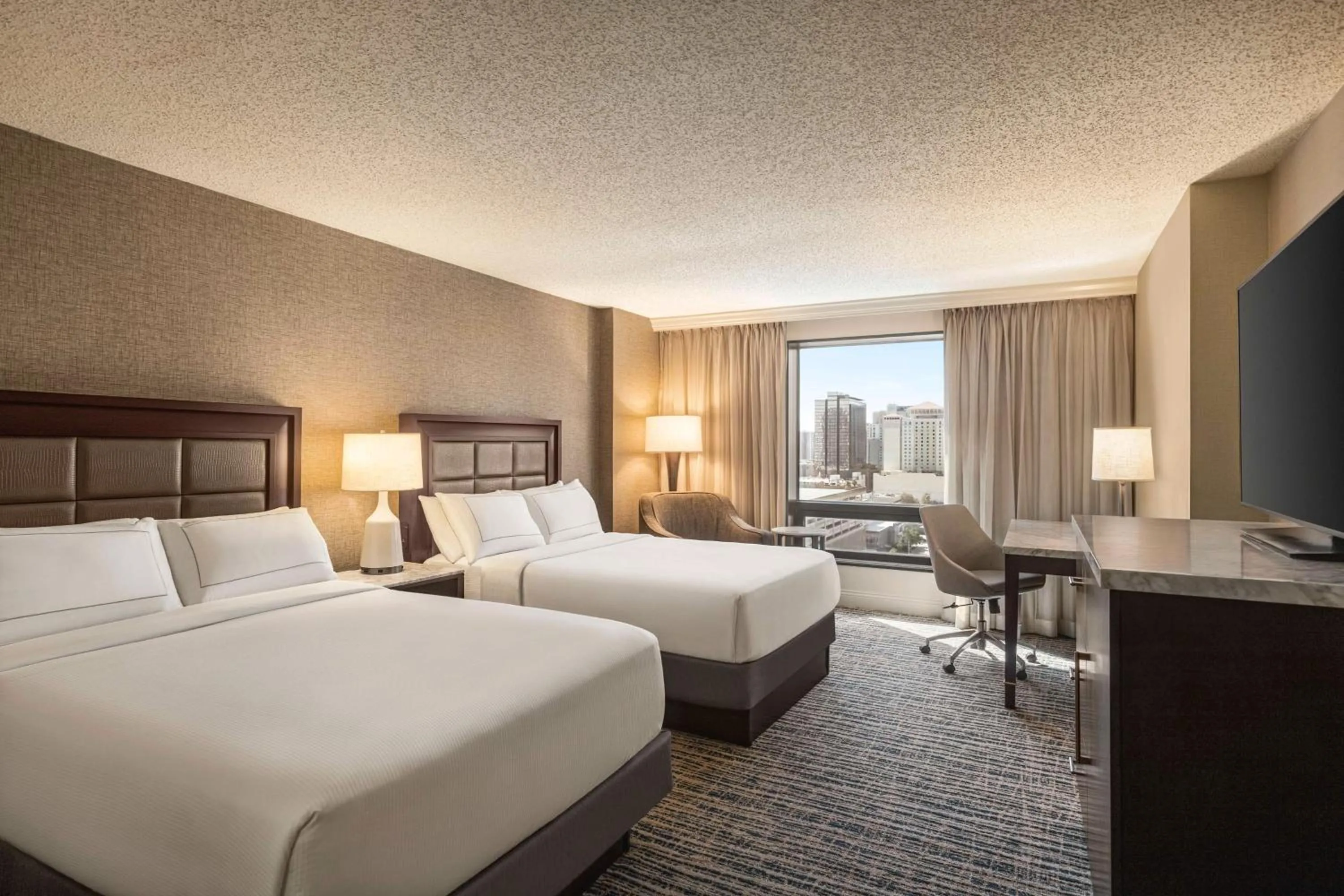 Bedroom, Bed in Hilton Tampa Downtown