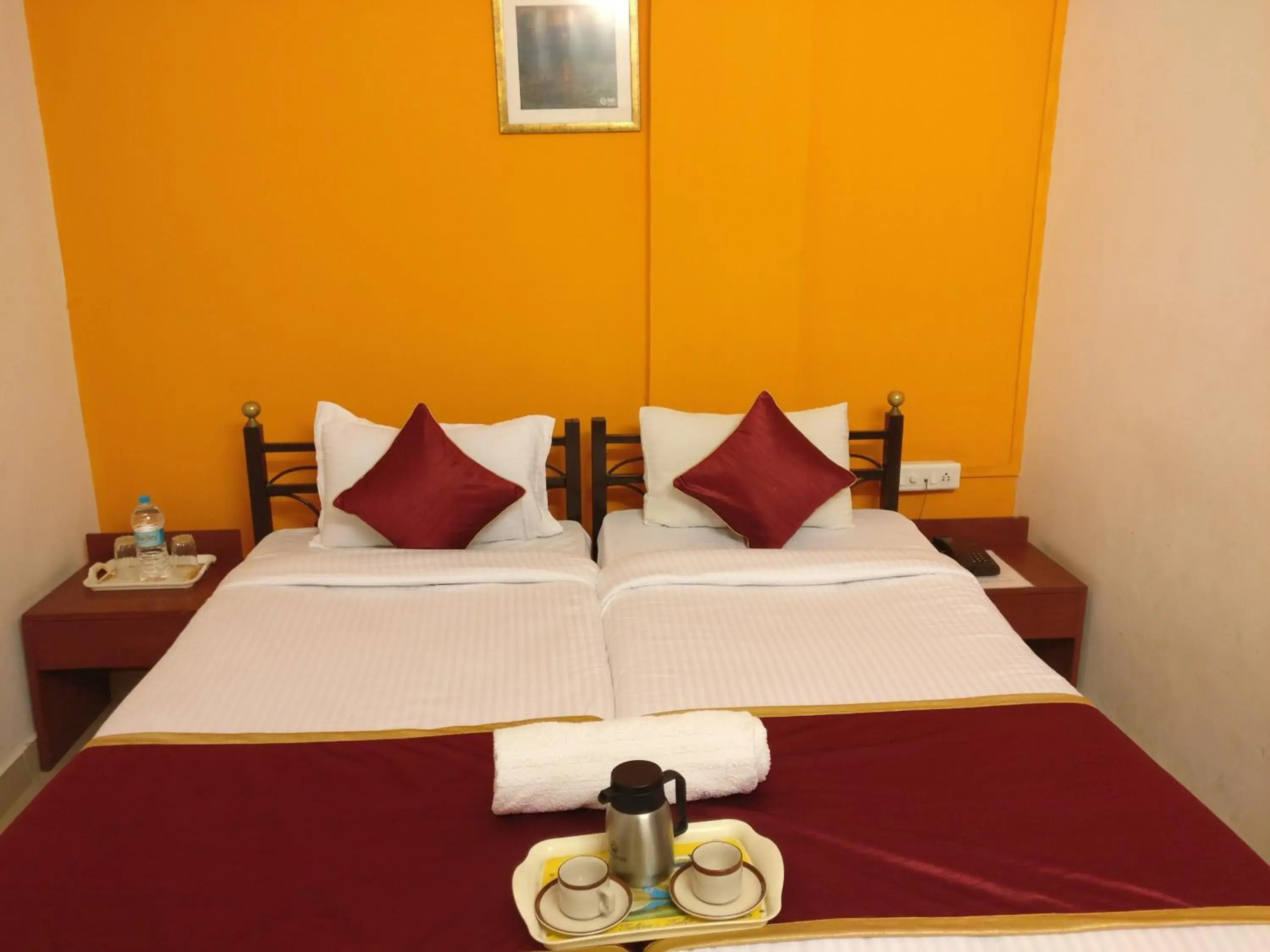 Superior Double Room in HMR Hotels - Hotel HMR Royal Inn Superior Double Room in HMR Hotels - Hotel HMR Royal Inn