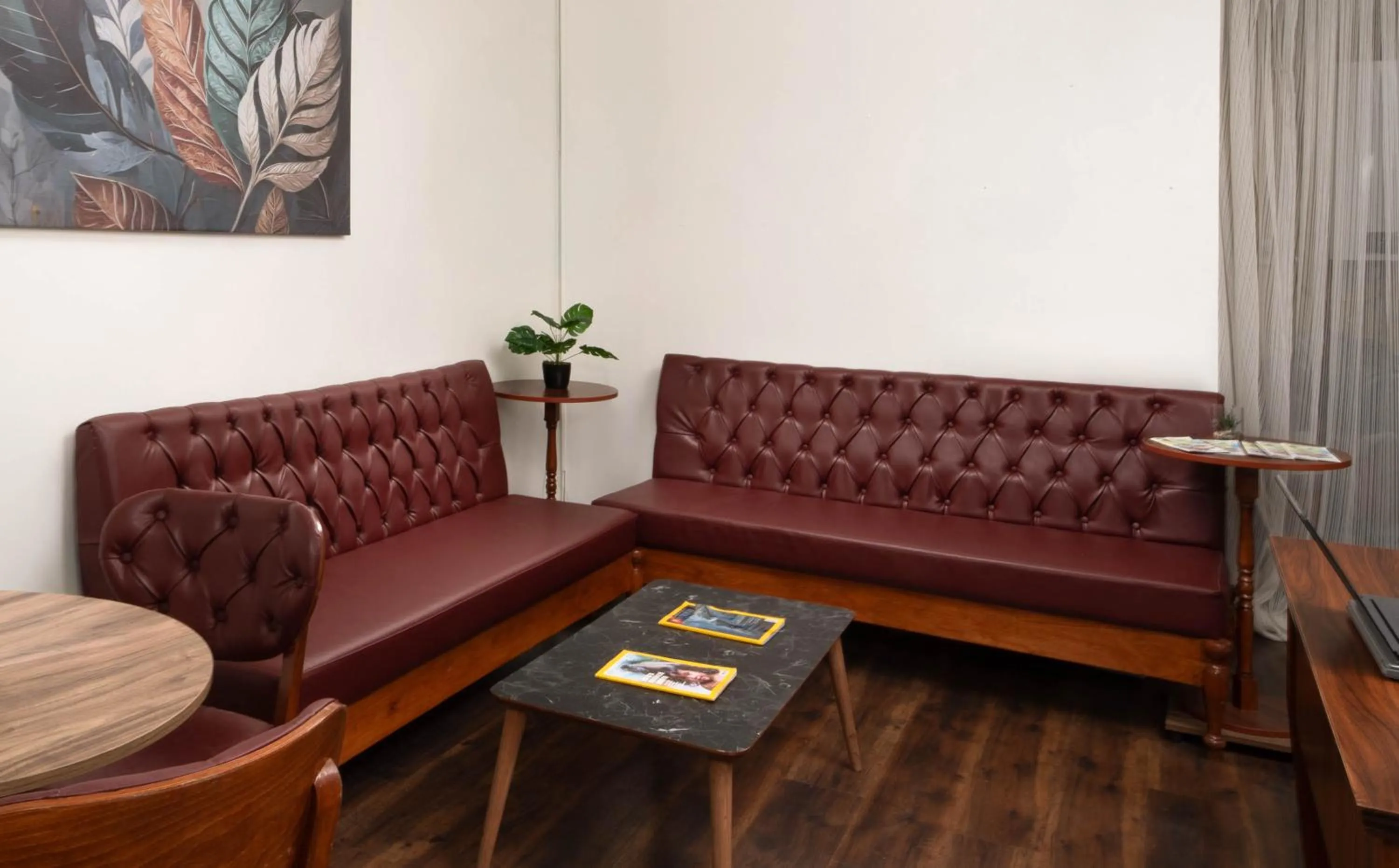 Seating area in Taksim Mood