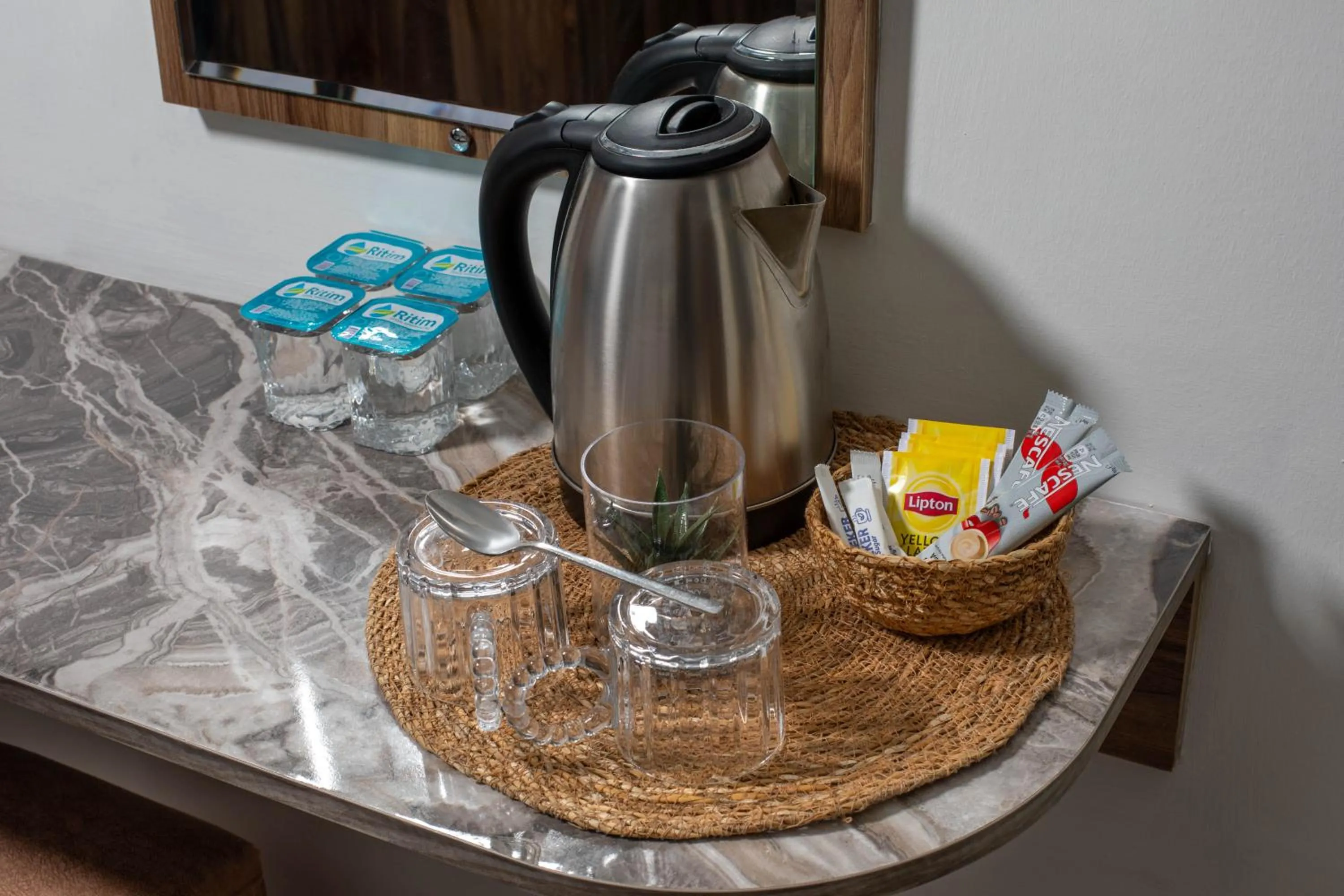 Coffee/tea facilities in Taksim Mood