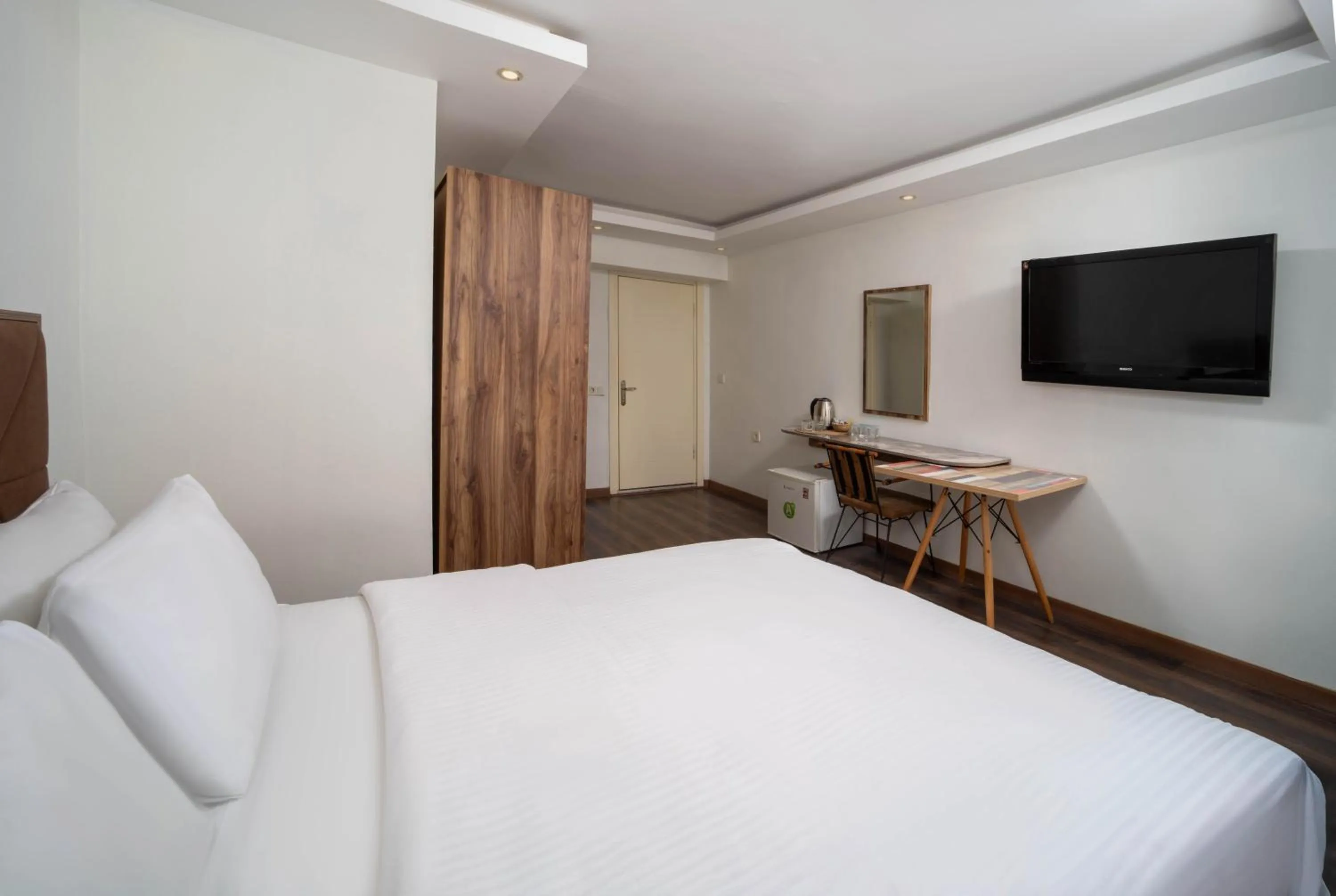 Photo of the whole room, Bed in Taksim Mood