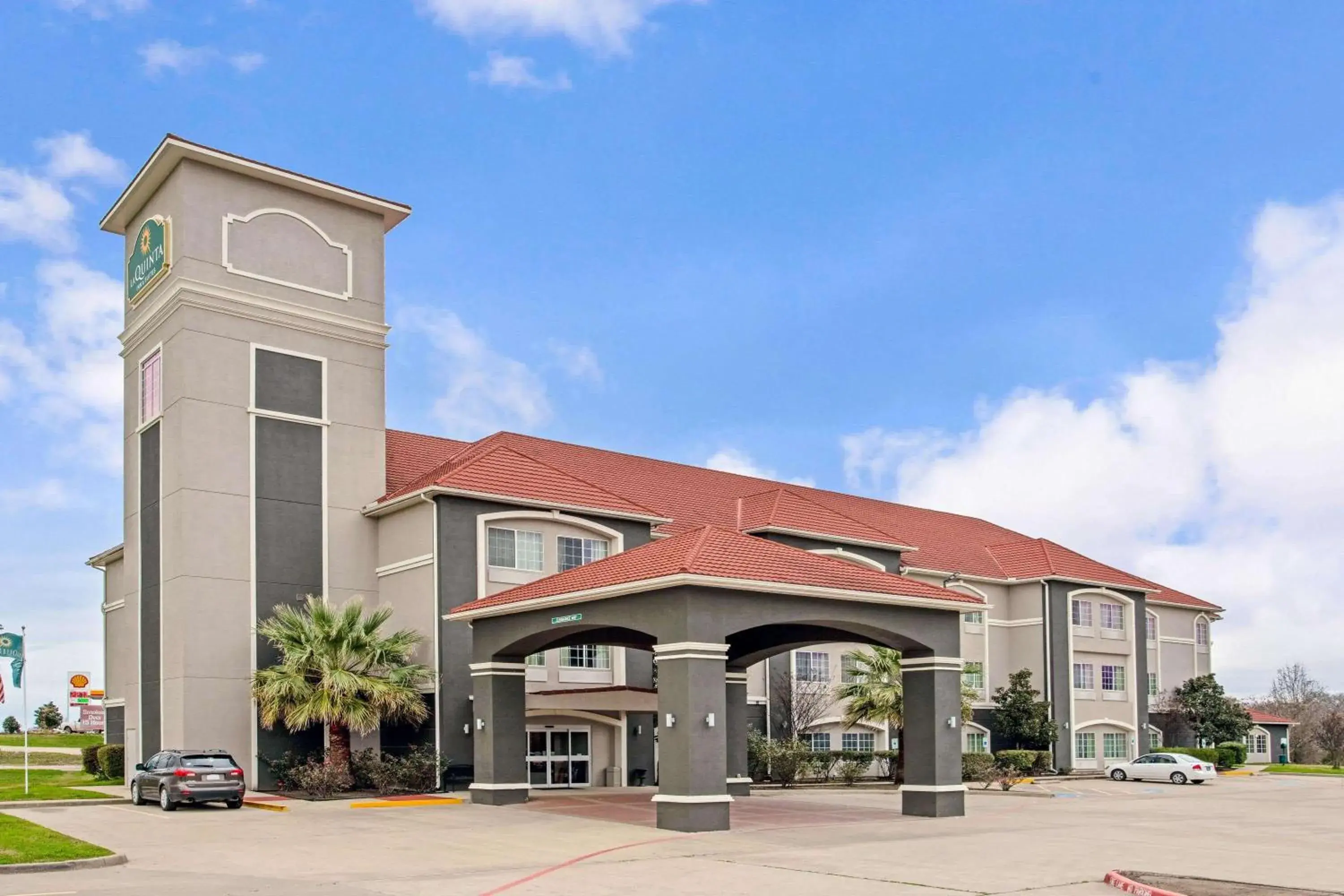 Property building in La Quinta by Wyndham Fairfield TX Property building in La Quinta by Wyndham Fairfield TX