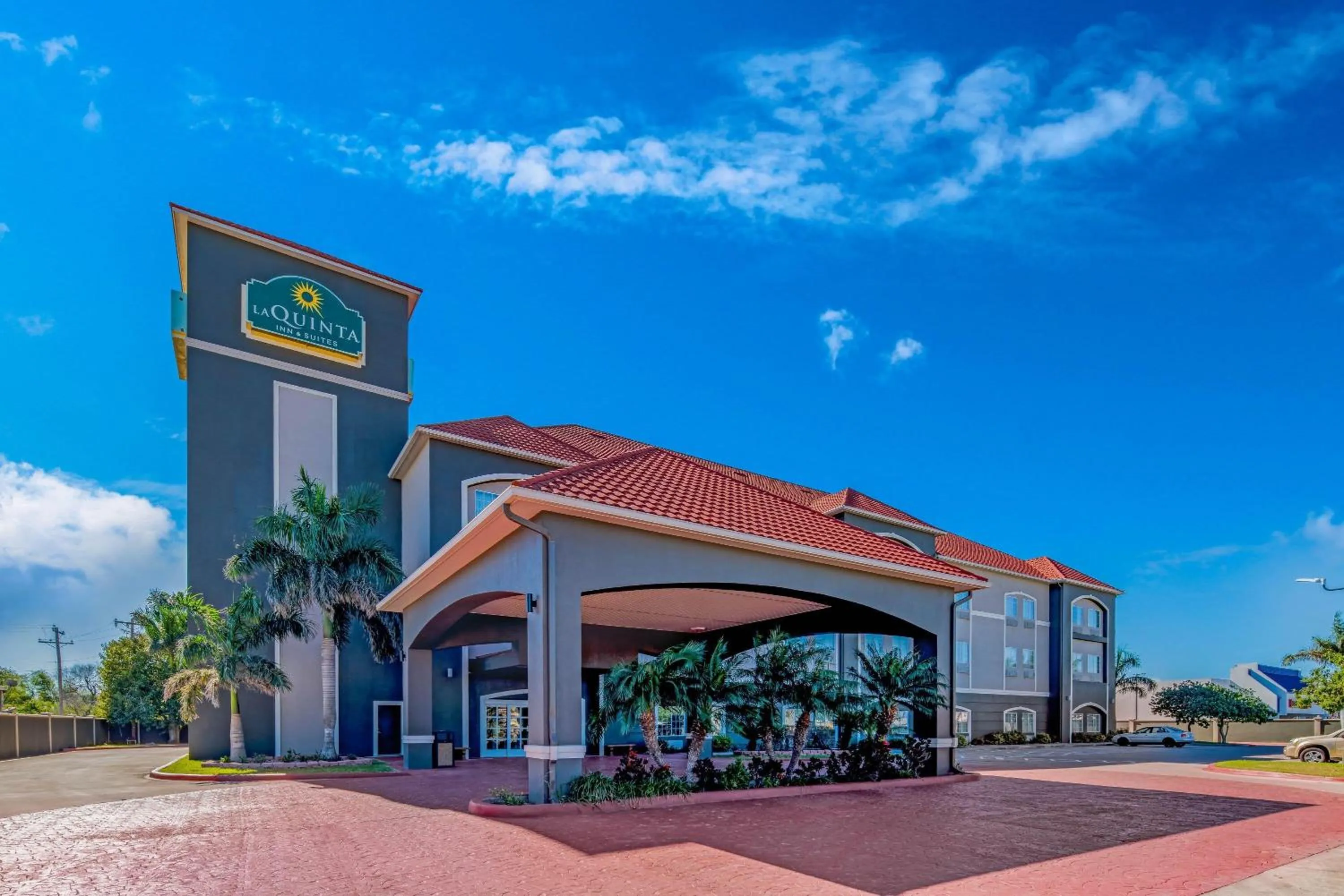 Property building in La Quinta by Wyndham Alamo-McAllen East