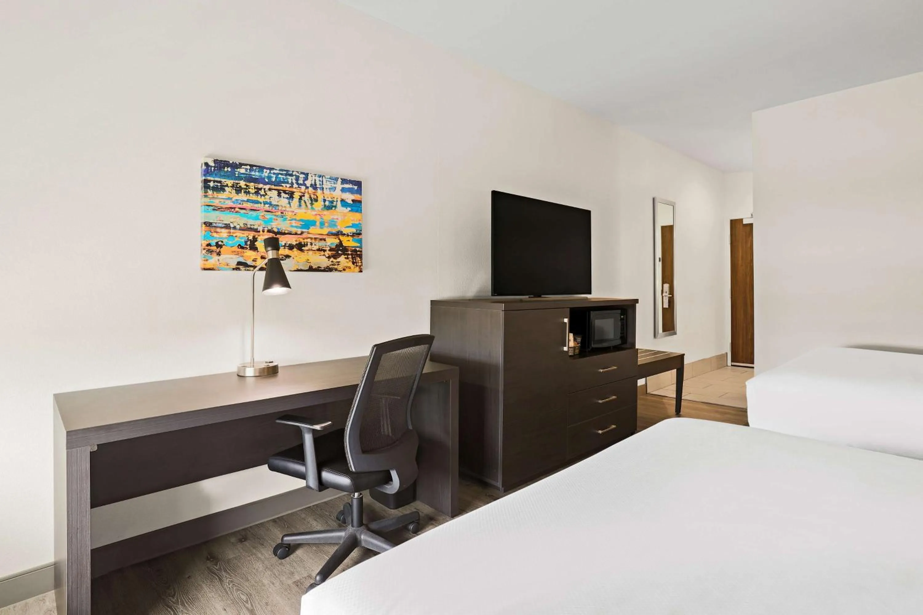 Bedroom, Bed in Best Western Iowa - Lake Charles East