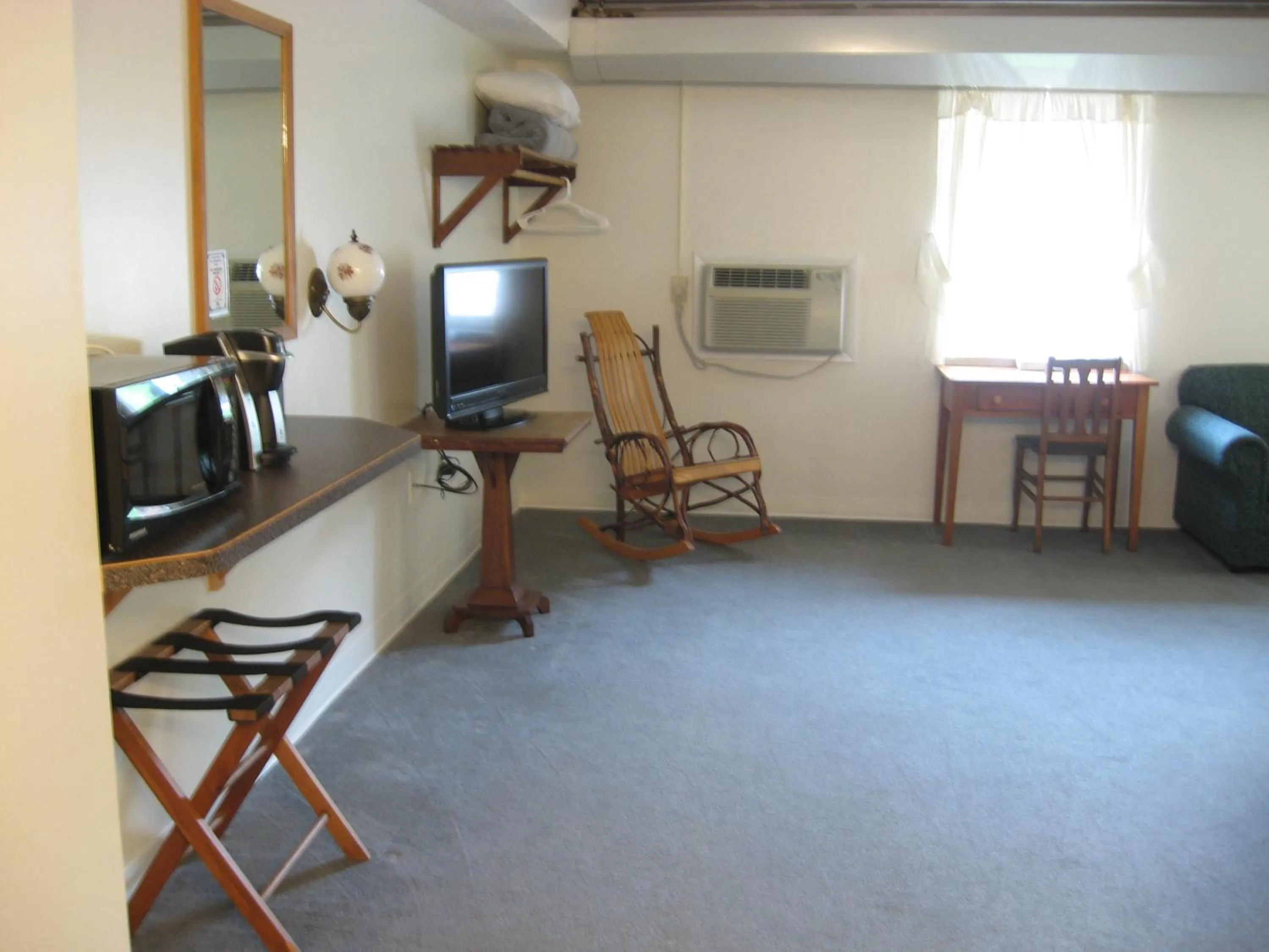 Casselman Inn