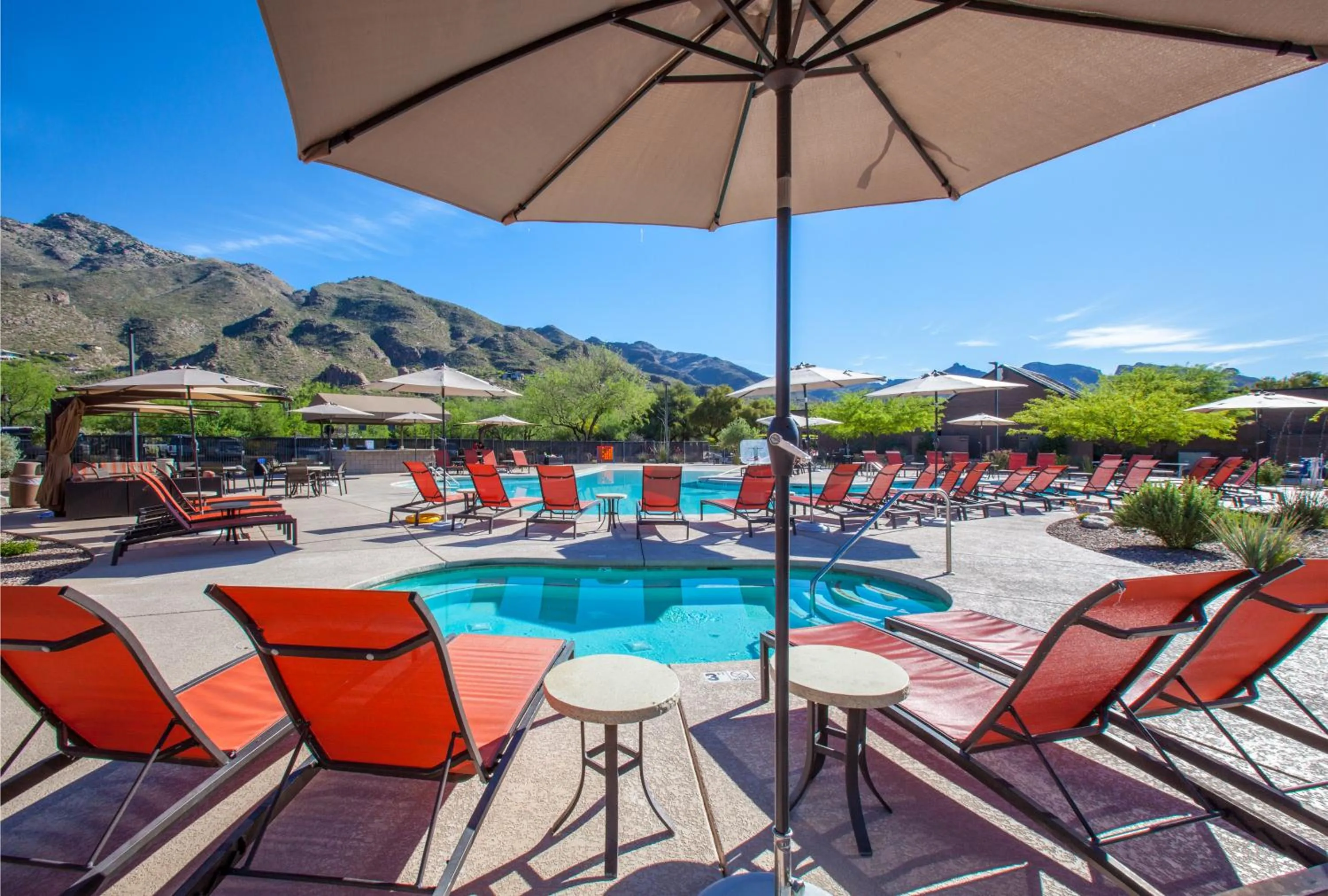 Swimming pool in Ventana Canyon Club and Lodge