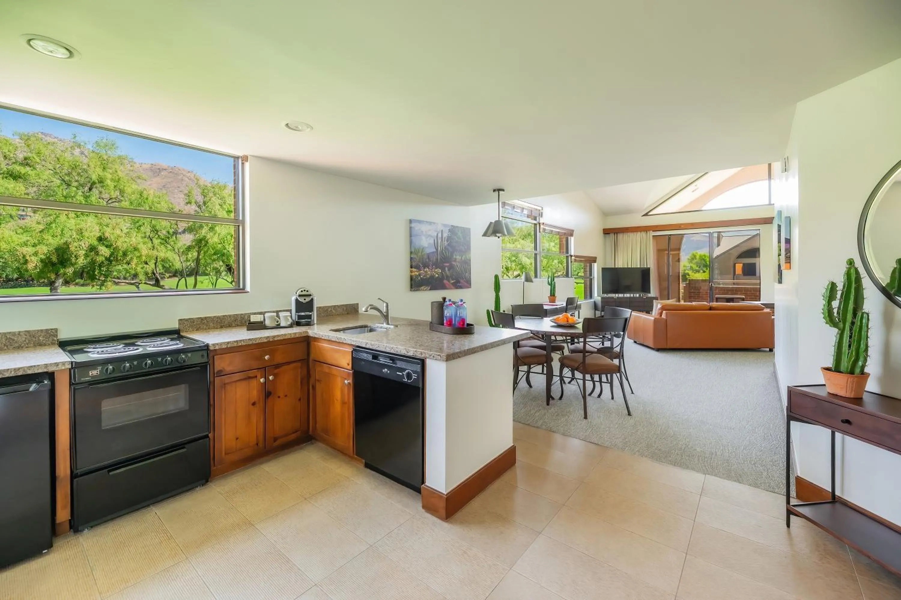 Kitchen or kitchenette in Ventana Canyon Club and Lodge