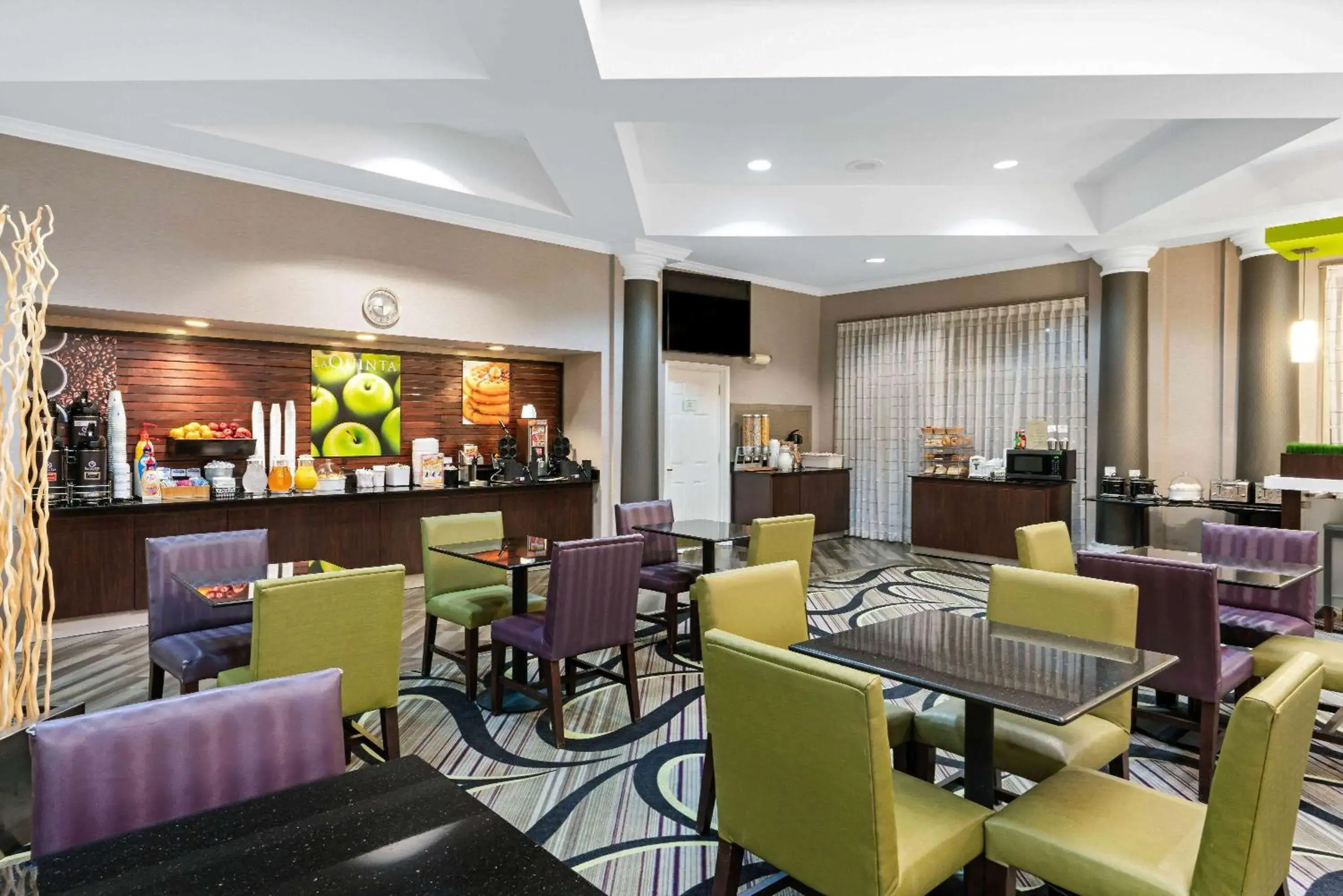 Restaurant/places to eat in La Quinta by Wyndham Mesa Superstition Springs Restaurant/places to eat in La Quinta by Wyndham Mesa Superstition Springs