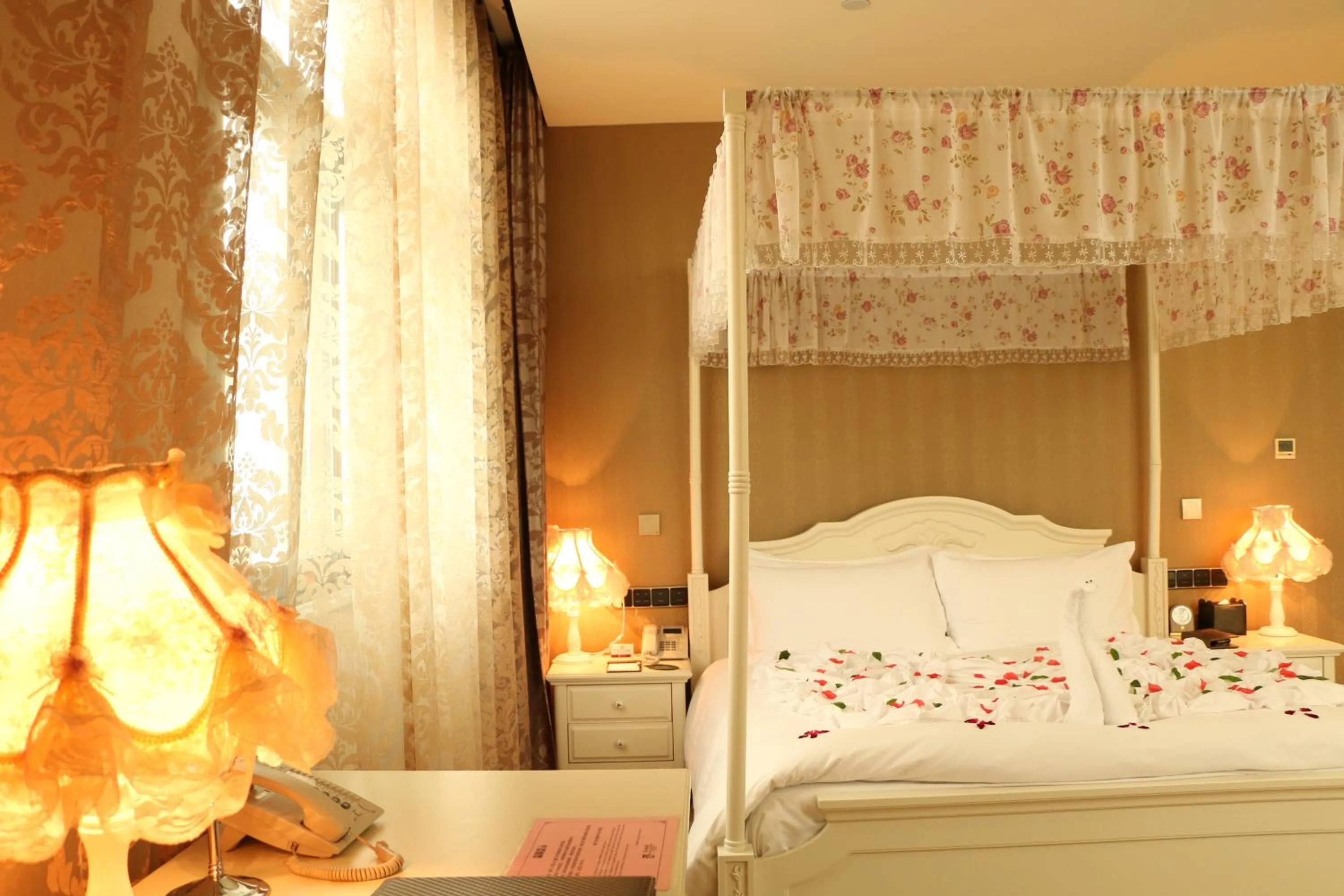 Photo of the whole room, Bed in Dayi Yihao hotel