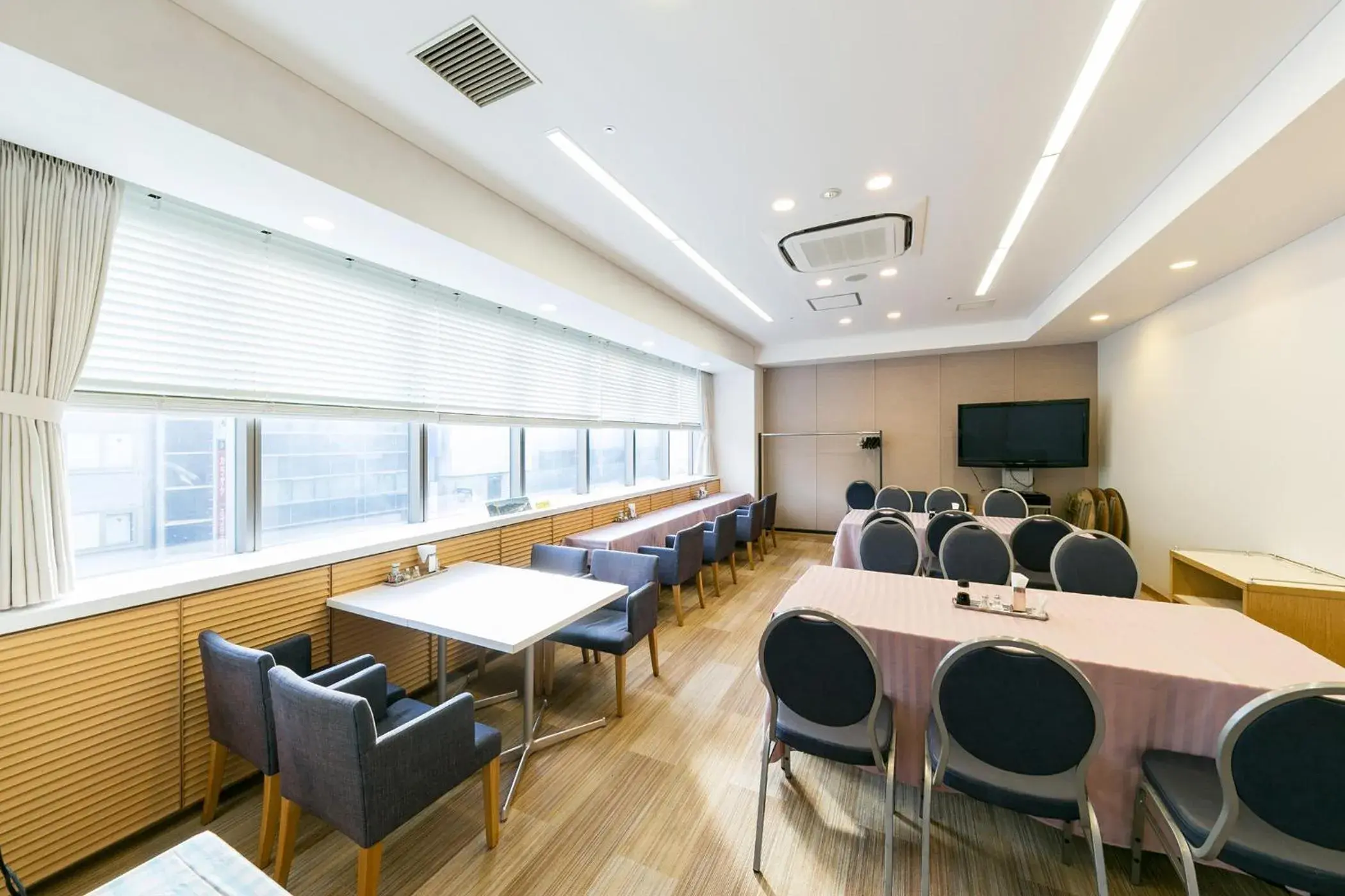 Restaurant/places to eat in Sotetsu Fresa Inn Nagano-Zenkojiguchi Restaurant/places to eat in Sotetsu Fresa Inn Nagano-Zenkojiguchi