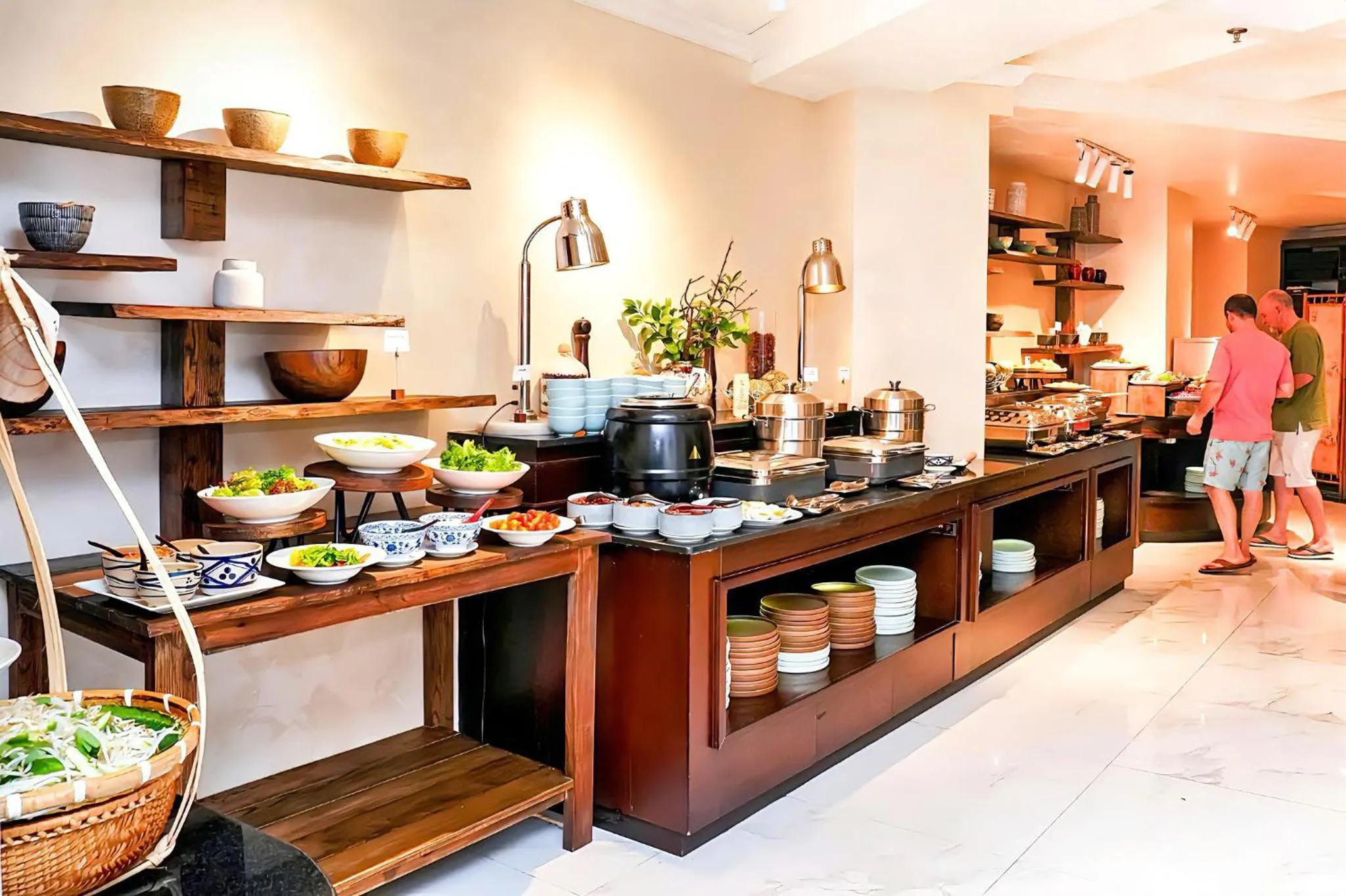 Restaurant/places to eat in Alagon Saigon Hotel & Spa