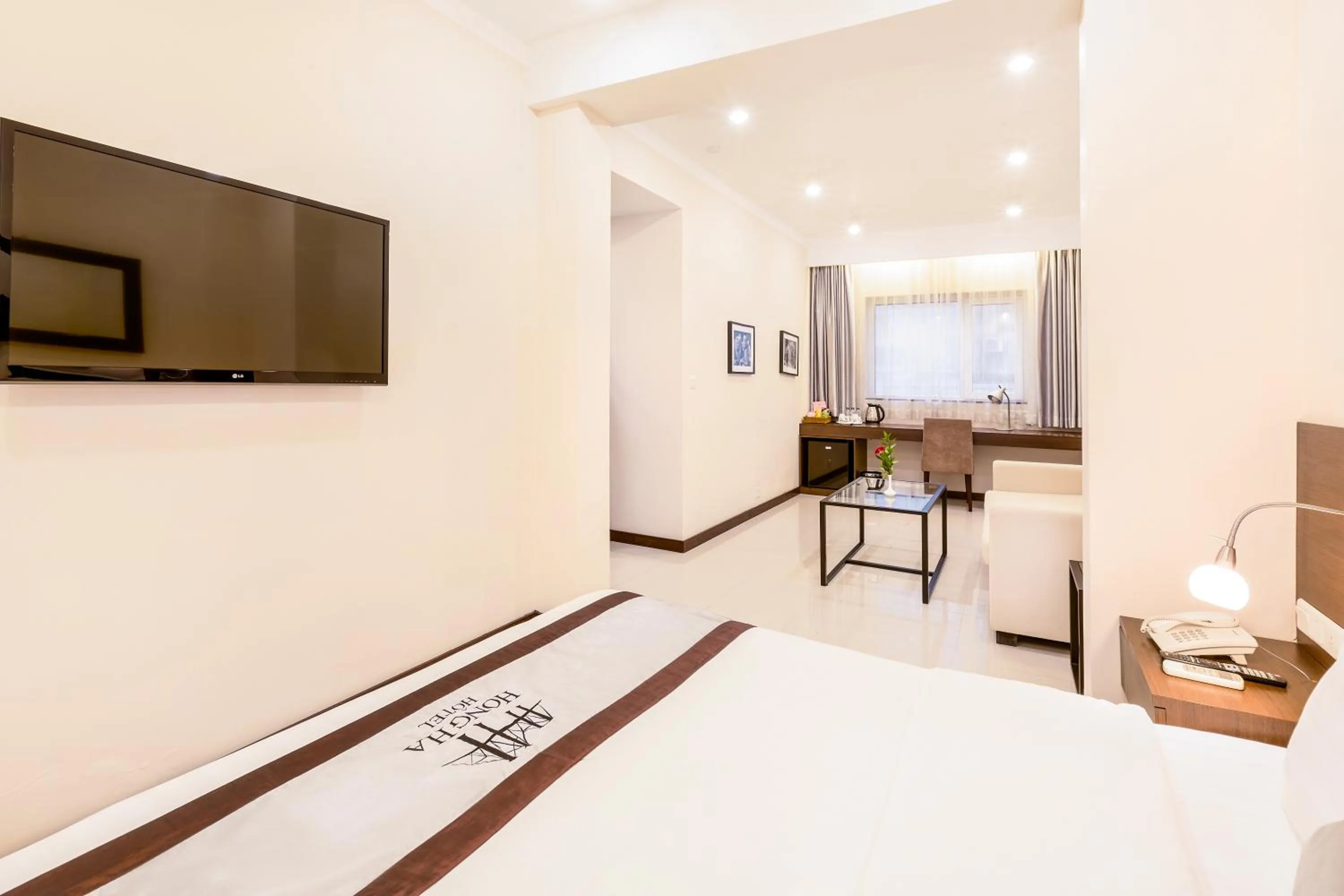 Photo of the whole room in Hong Ha Hotel