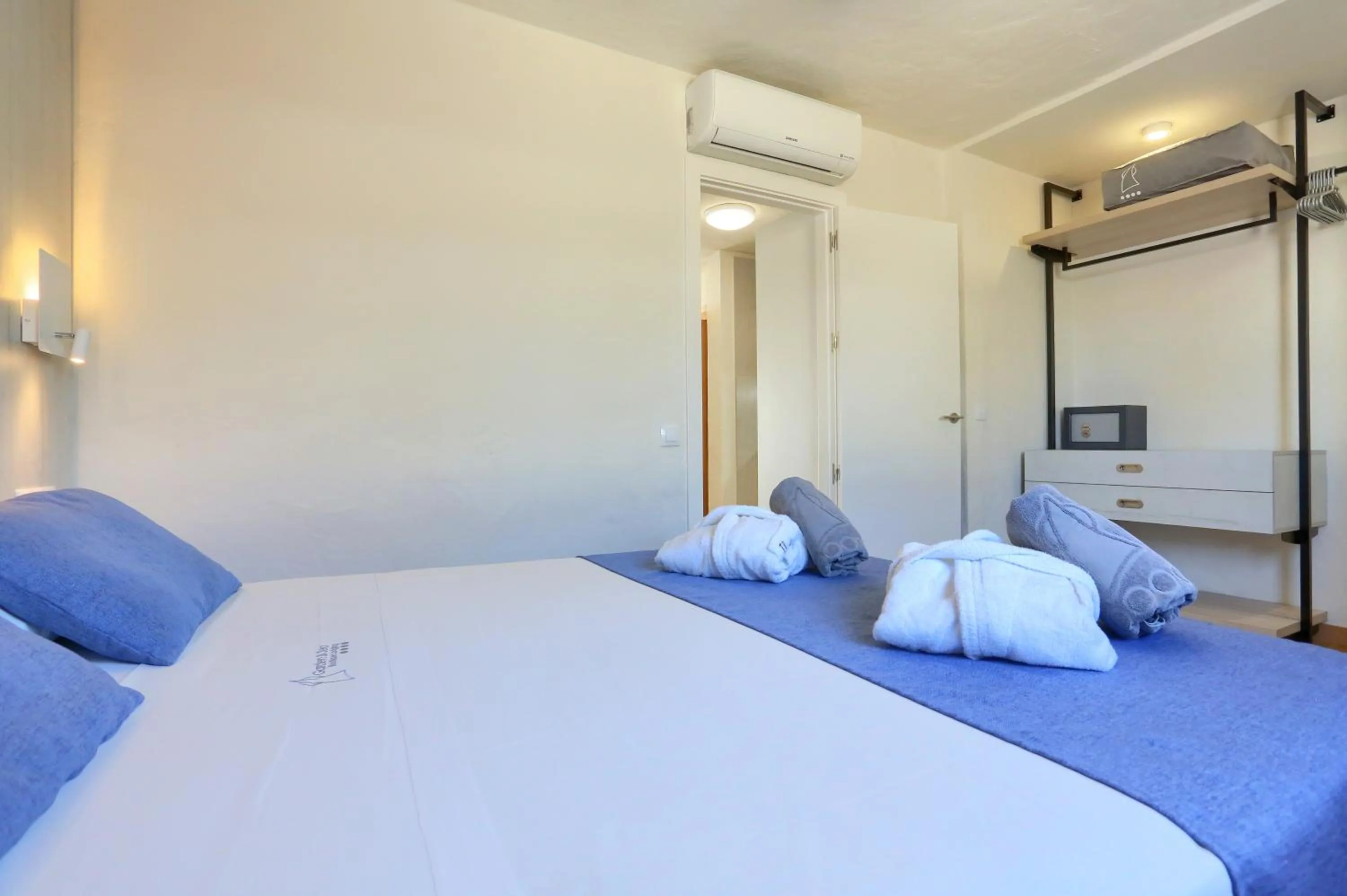 Bed in Apartamentos Garden & Sea Boutique Lodging by LIVVO