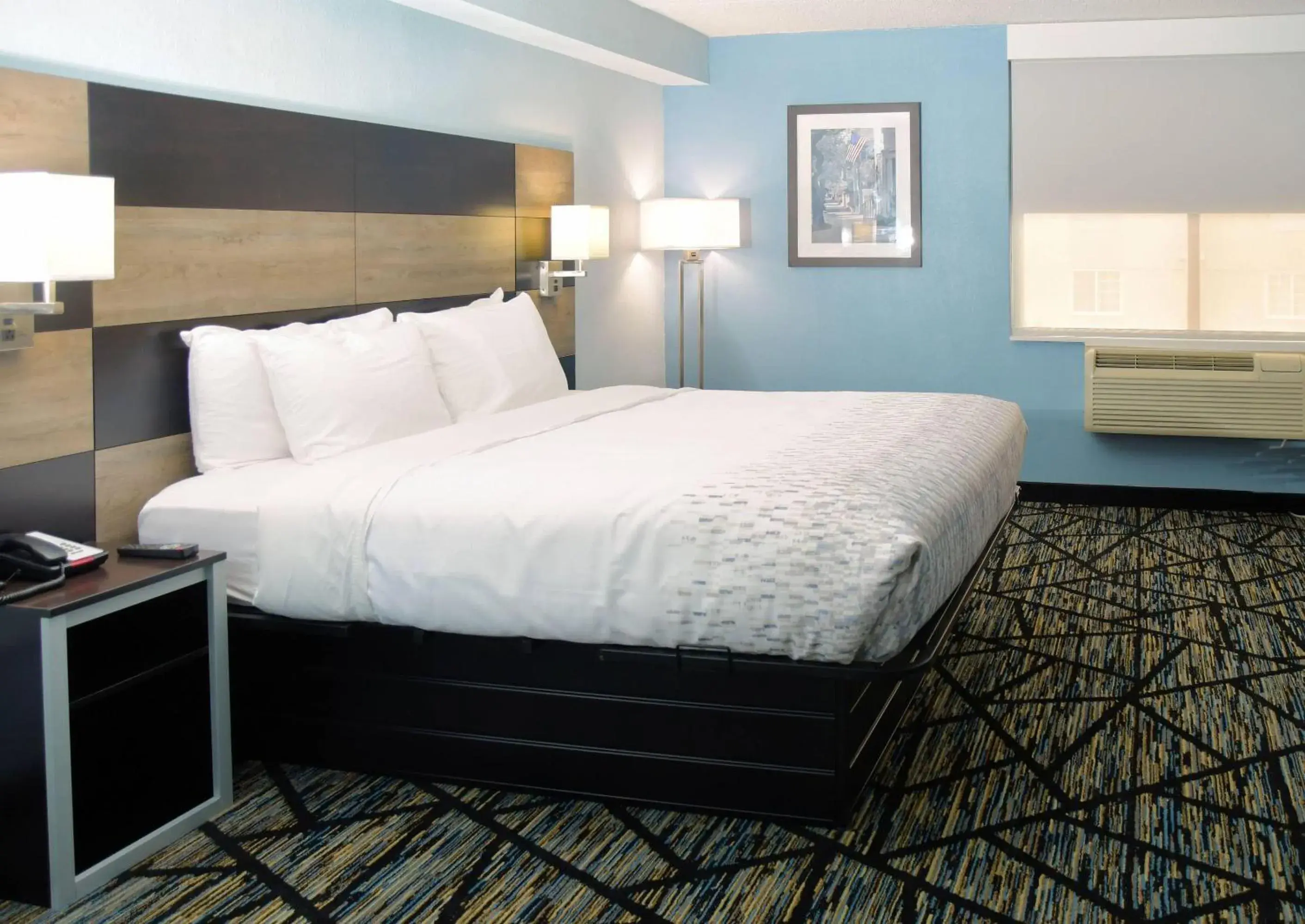 Bedroom, Bed in Clarion Pointe Jacksonville near Camp Lejeune Bedroom, Bed in Clarion Pointe Jacksonville near Camp Lejeune