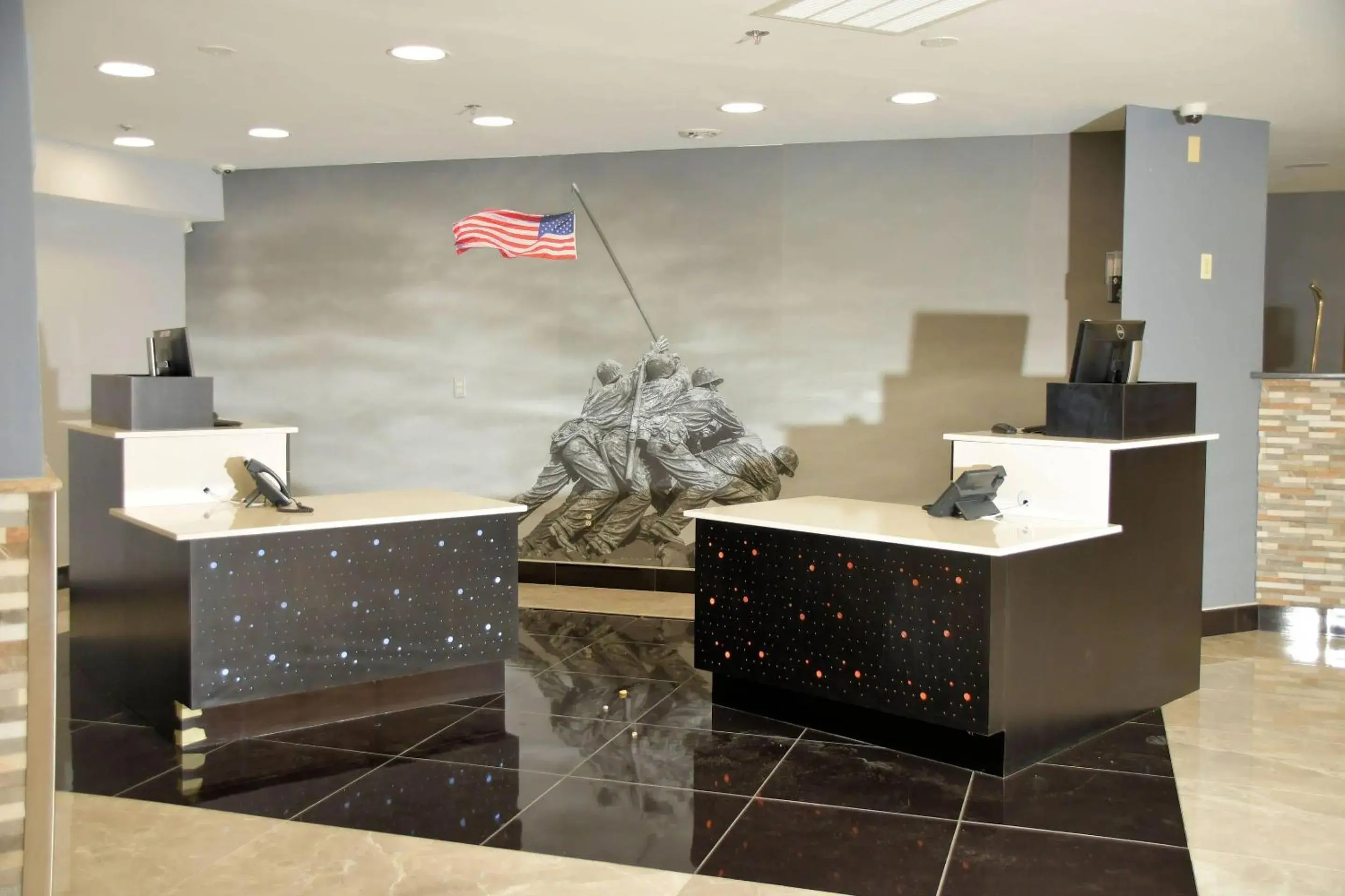 Lobby or reception in Clarion Pointe Jacksonville near Camp Lejeune Lobby or reception in Clarion Pointe Jacksonville near Camp Lejeune