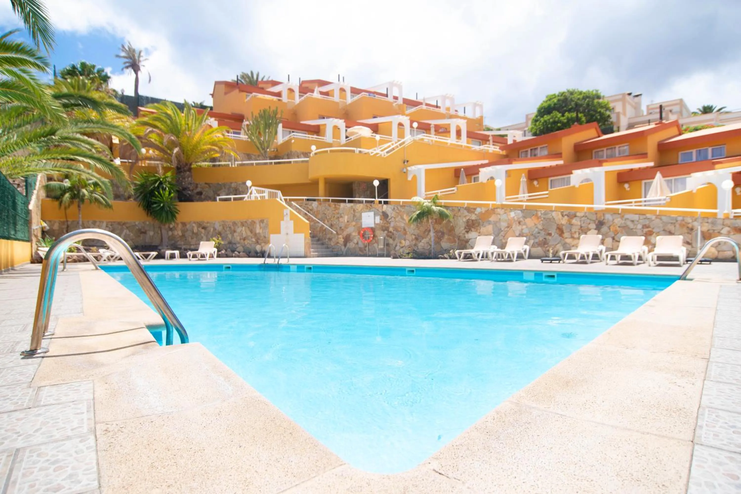 Property building in Apartamentos Punta Marina by LIVVO