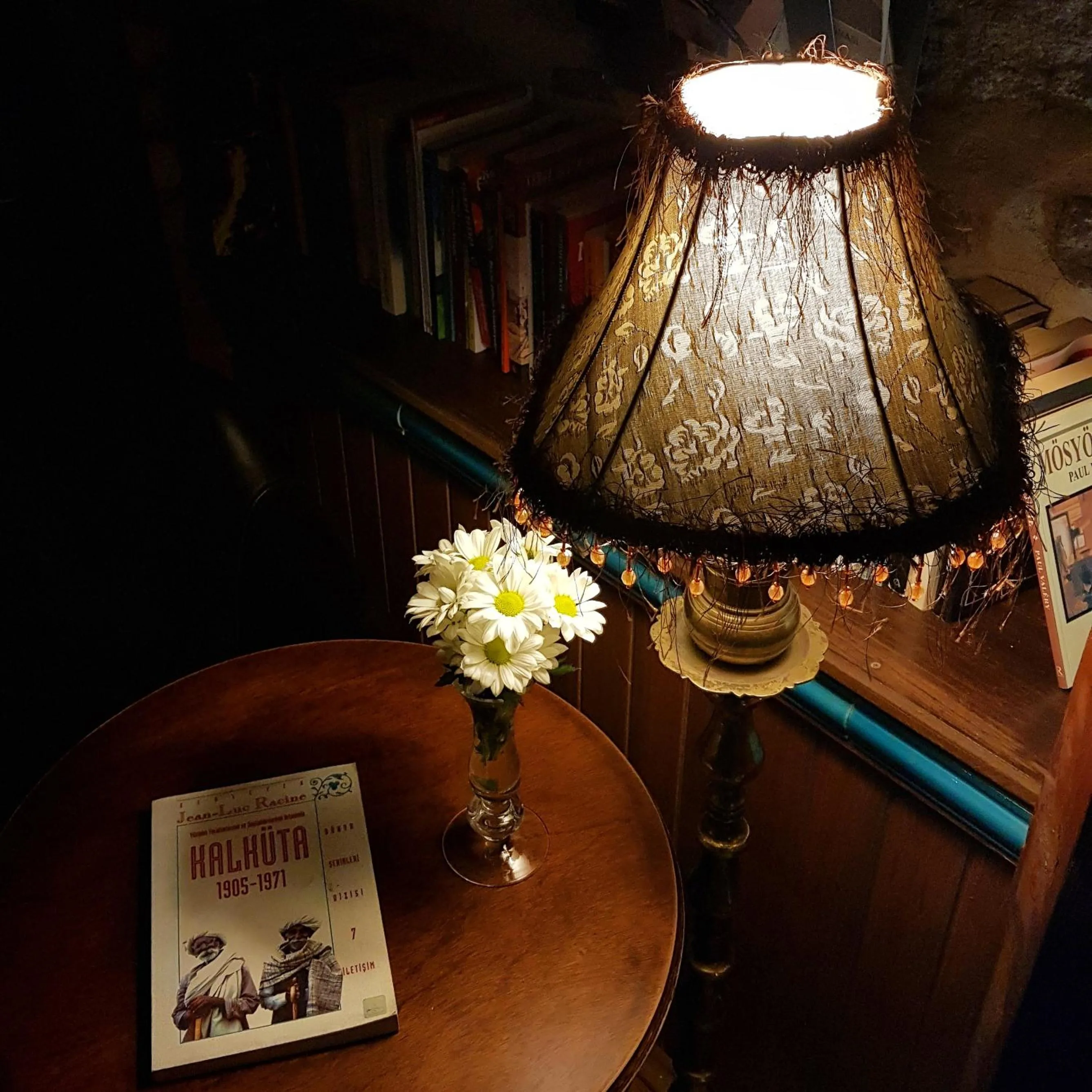 Restaurant/places to eat in Hich Hotel Konya