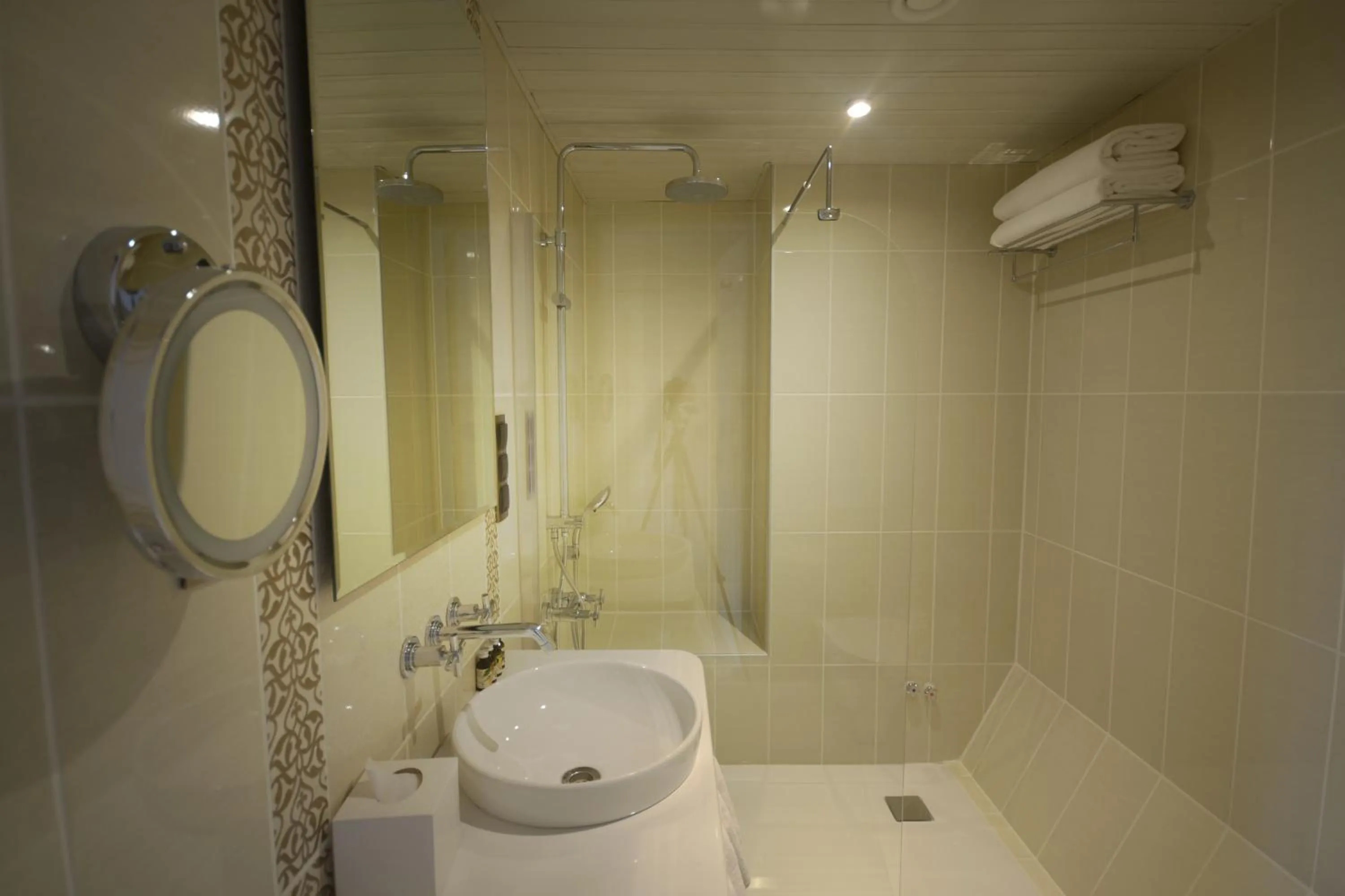 Bathroom in Hich Hotel Konya