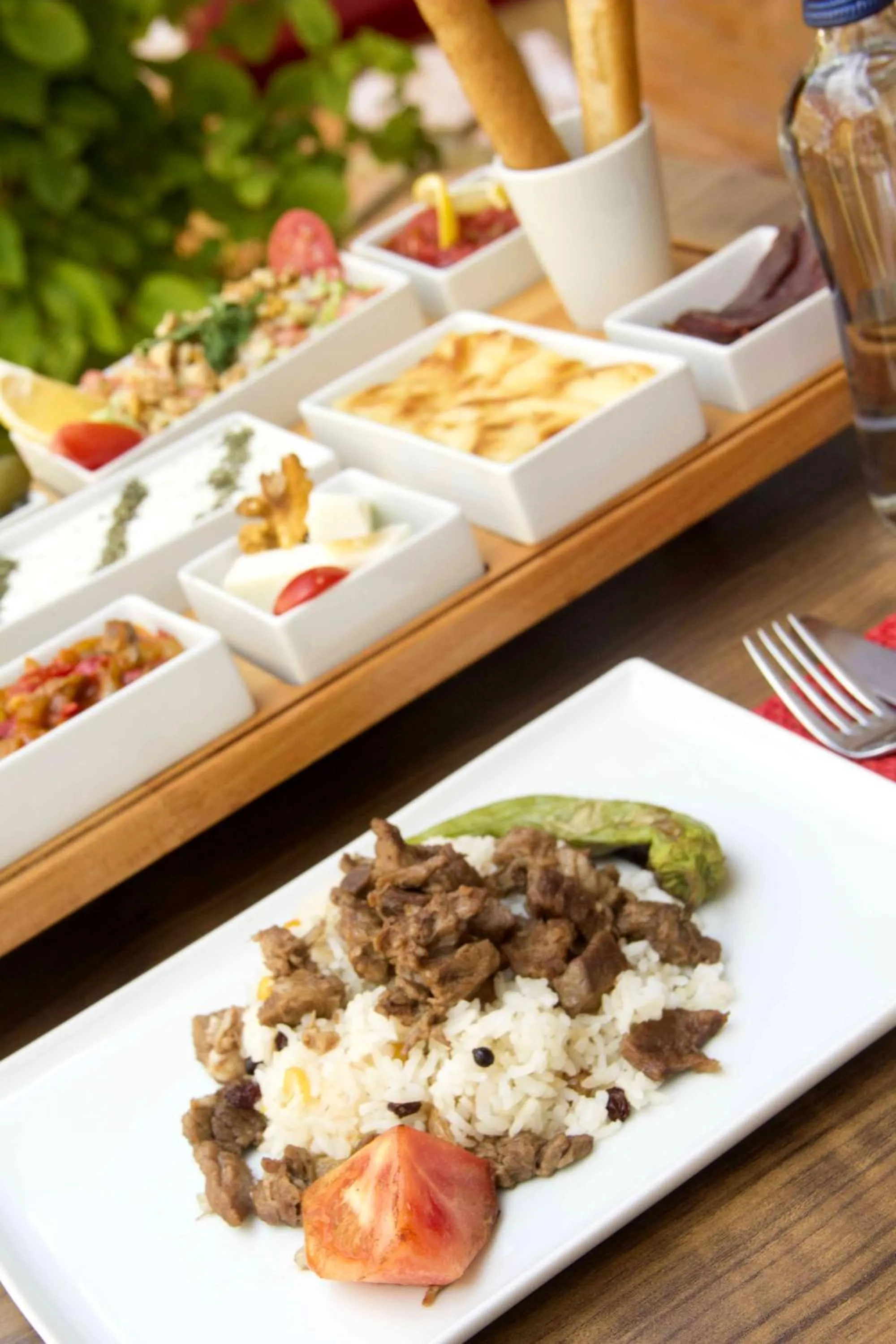 Restaurant/places to eat in Hich Hotel Konya