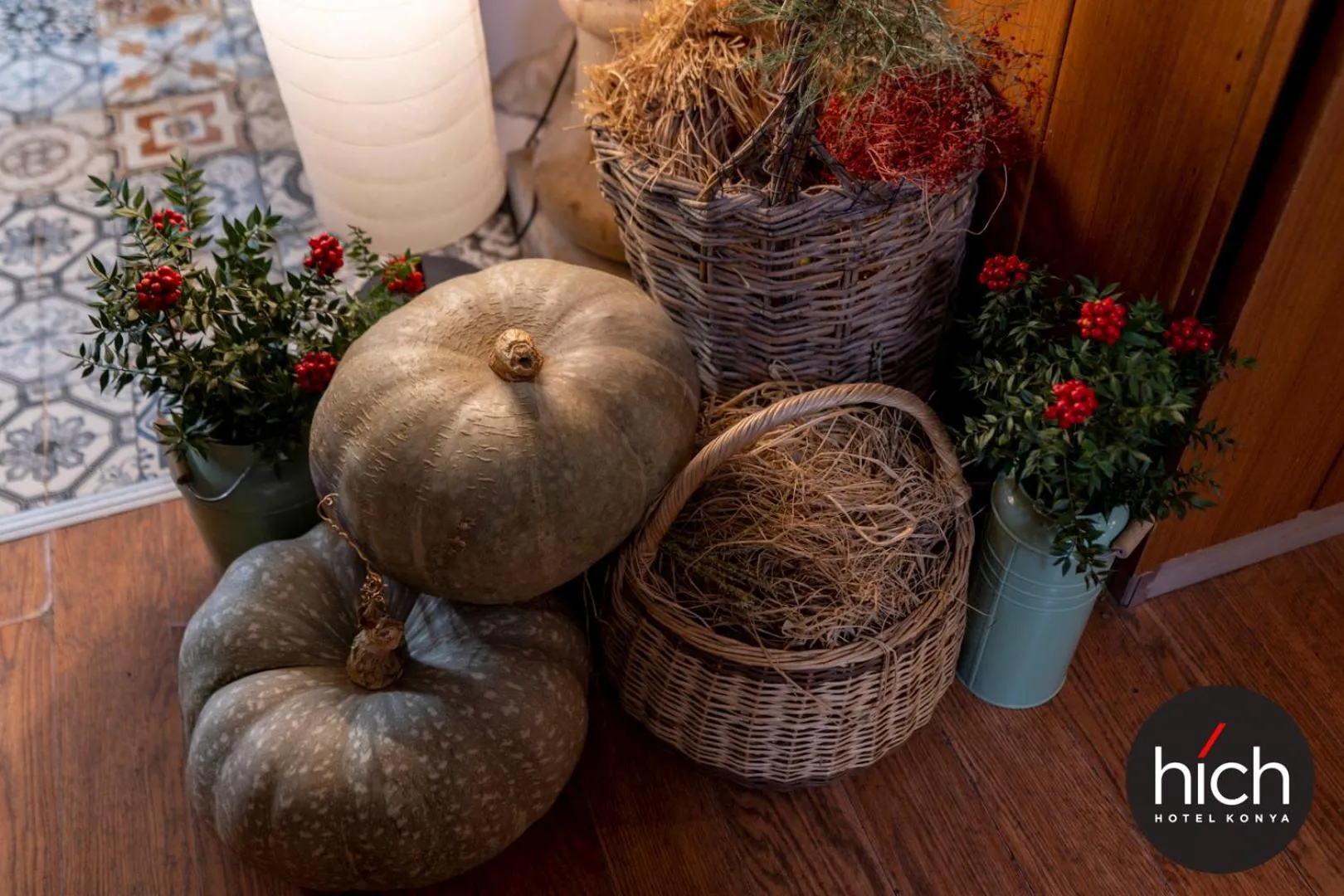 Restaurant/places to eat in Hich Hotel Konya