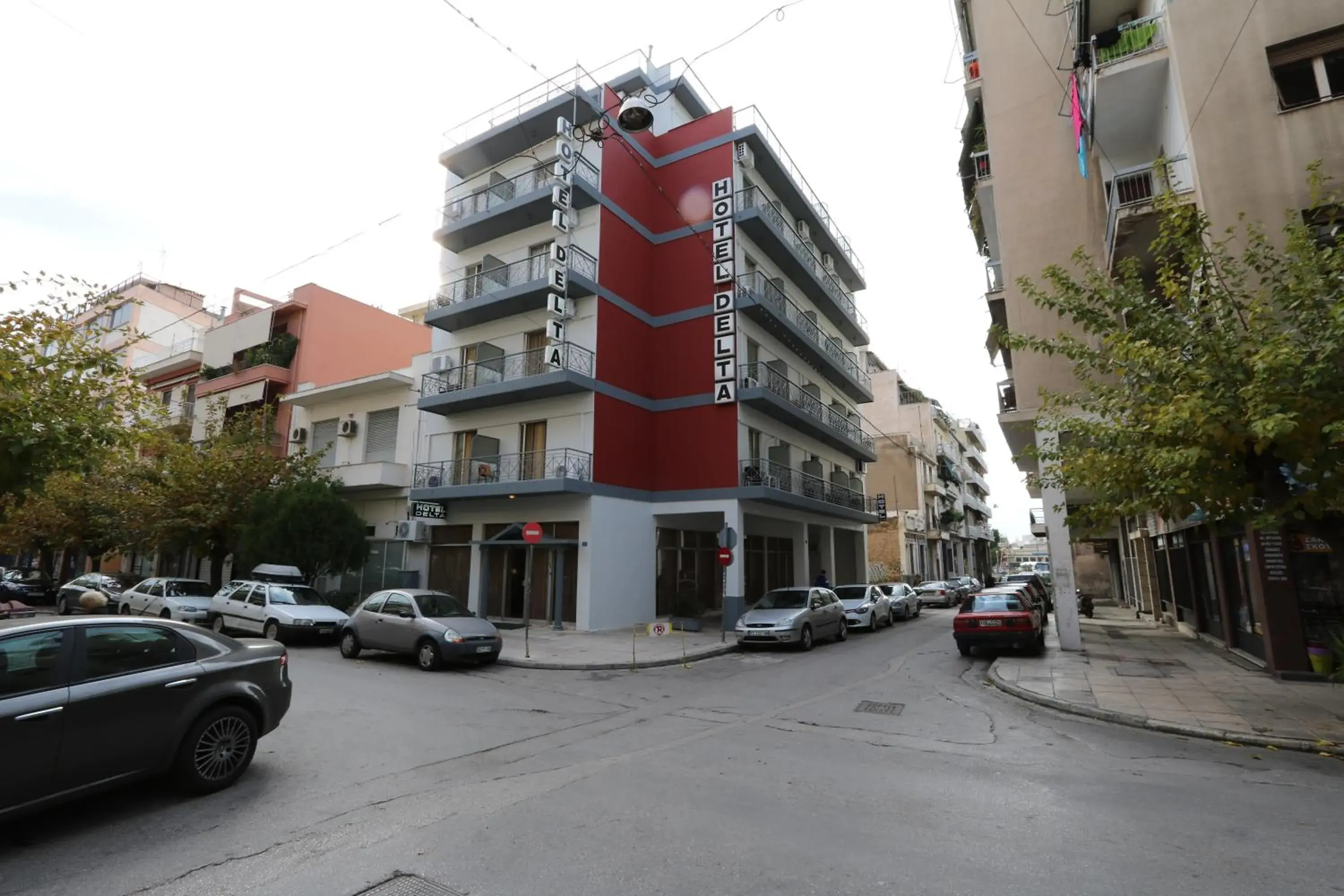 Facade/entrance in Athens Delta Hotel Facade/entrance in Athens Delta Hotel