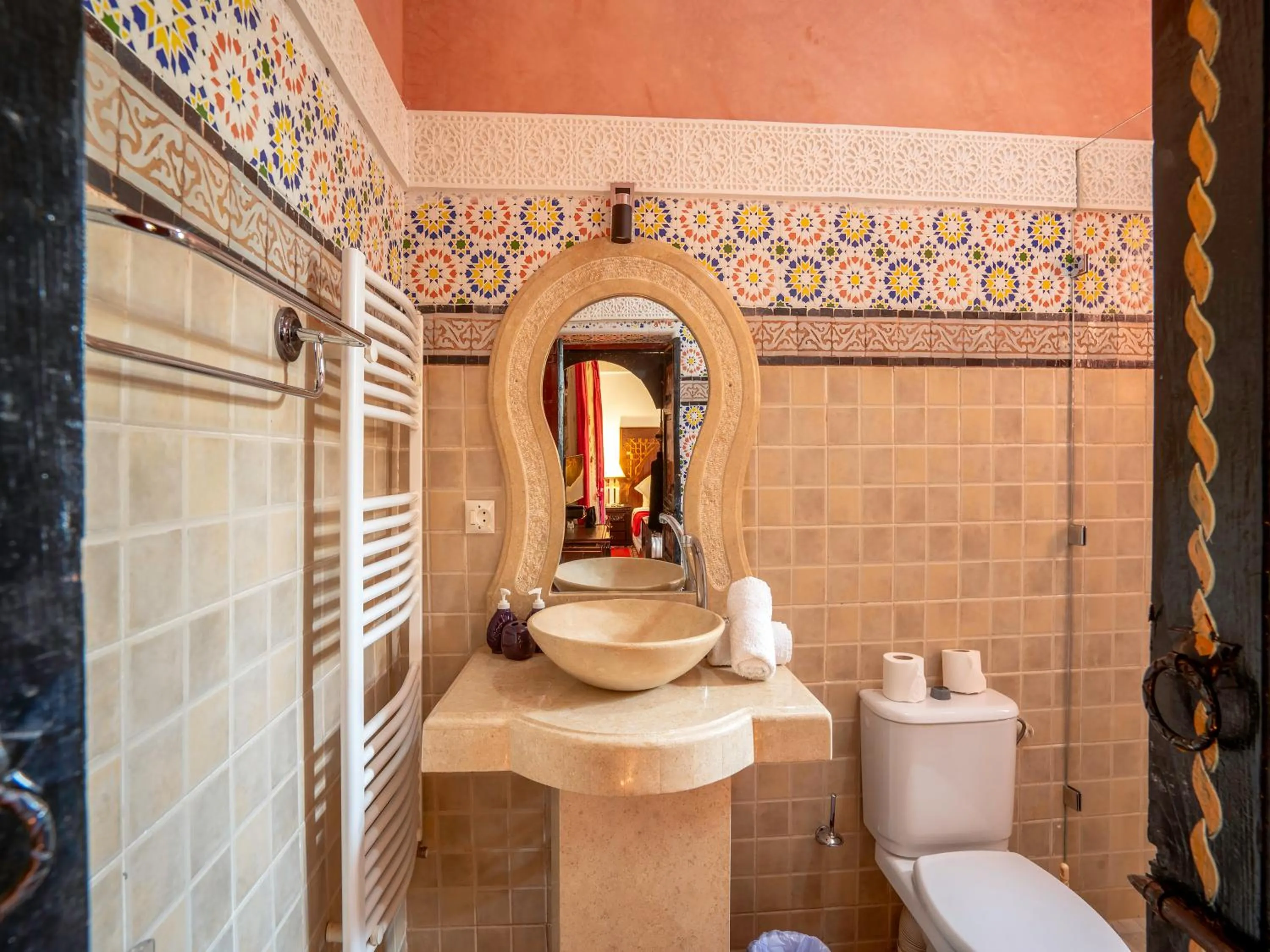 Bathroom in Clé De Sol Riad & SPA