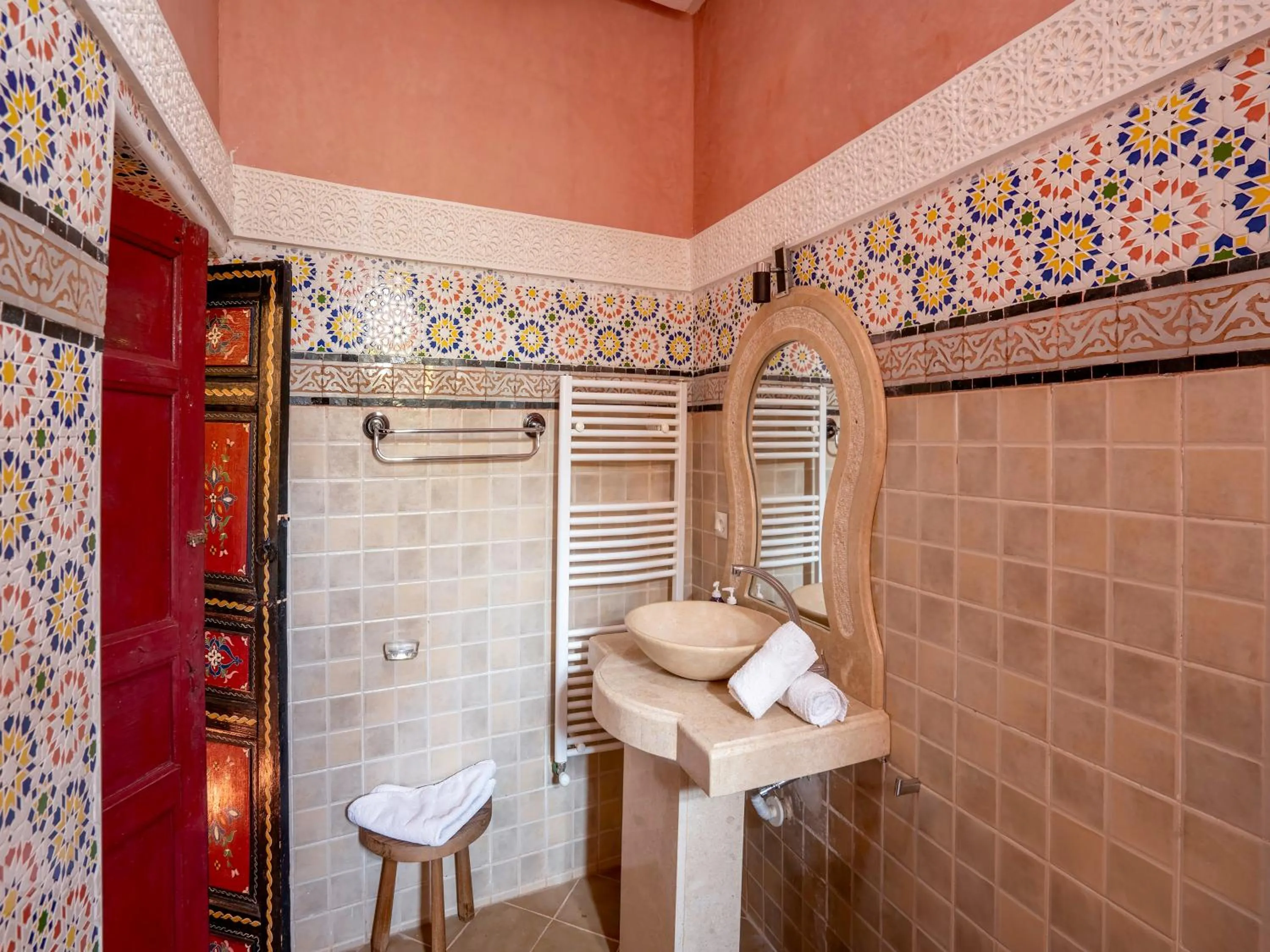 Bathroom in Clé De Sol Riad & SPA