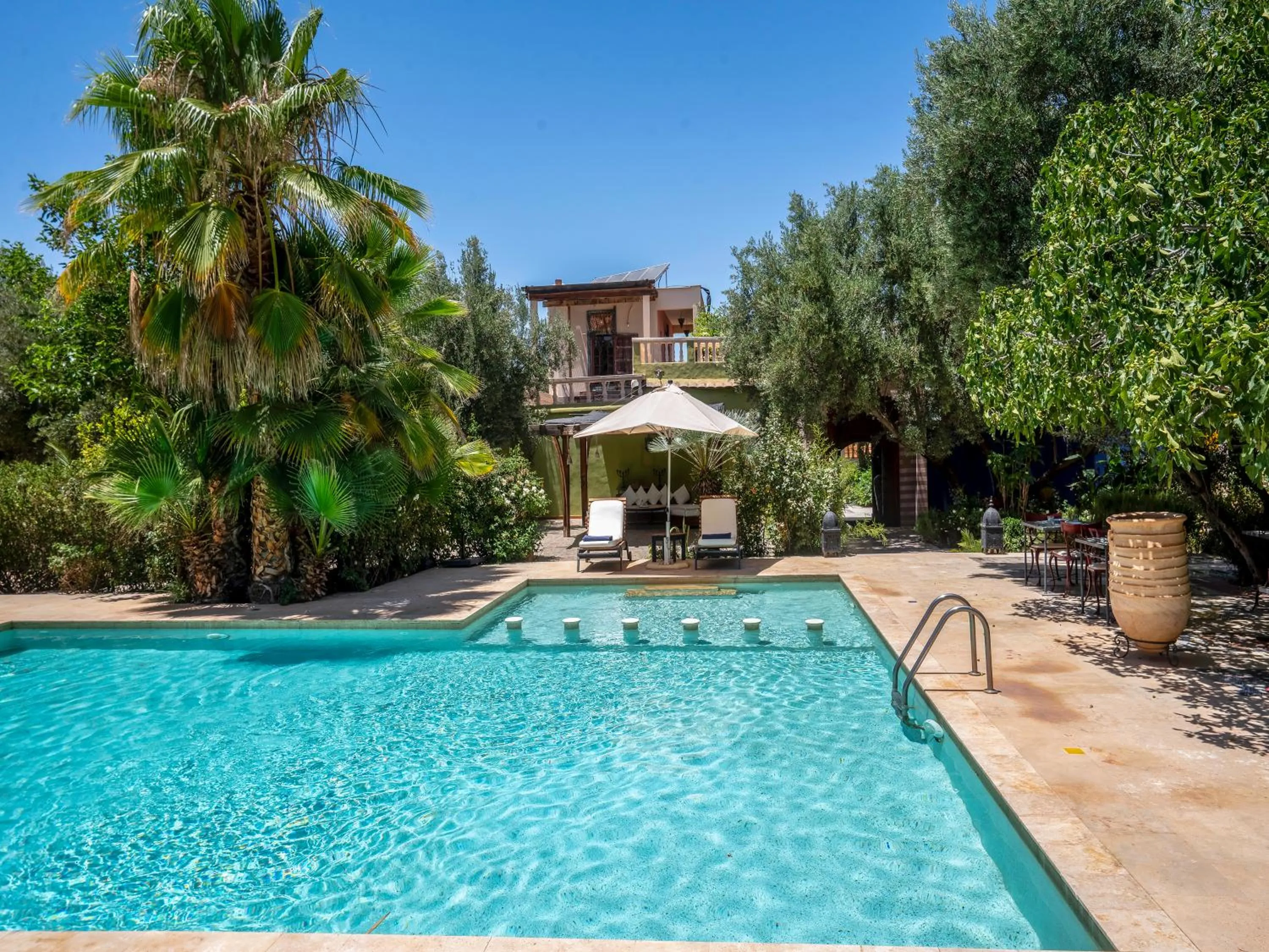 Property building in Clé De Sol Riad & SPA