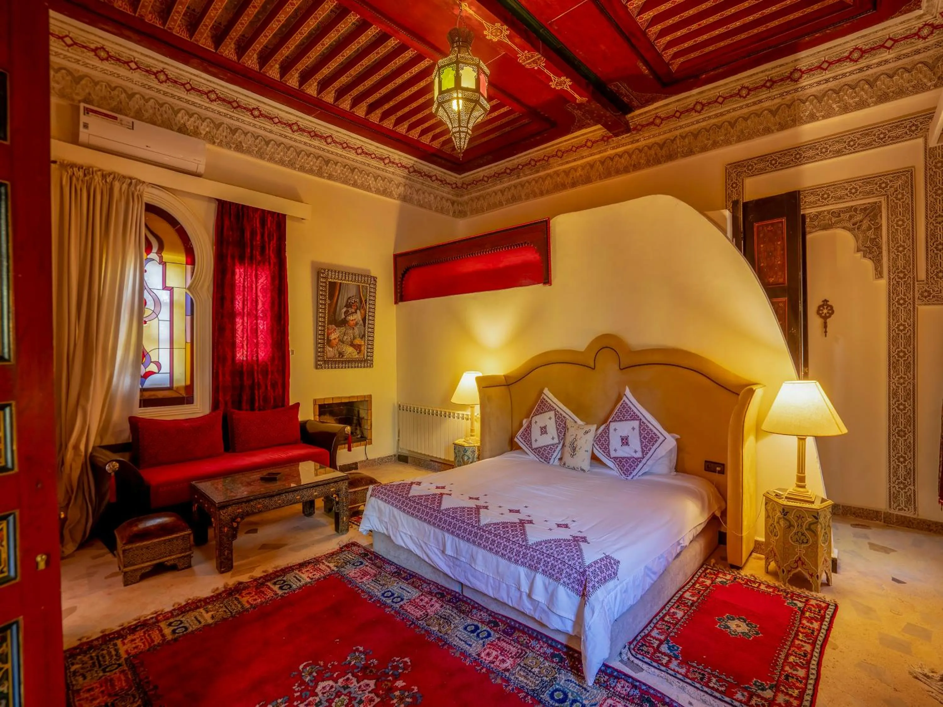 Bed in Clé De Sol Riad & SPA