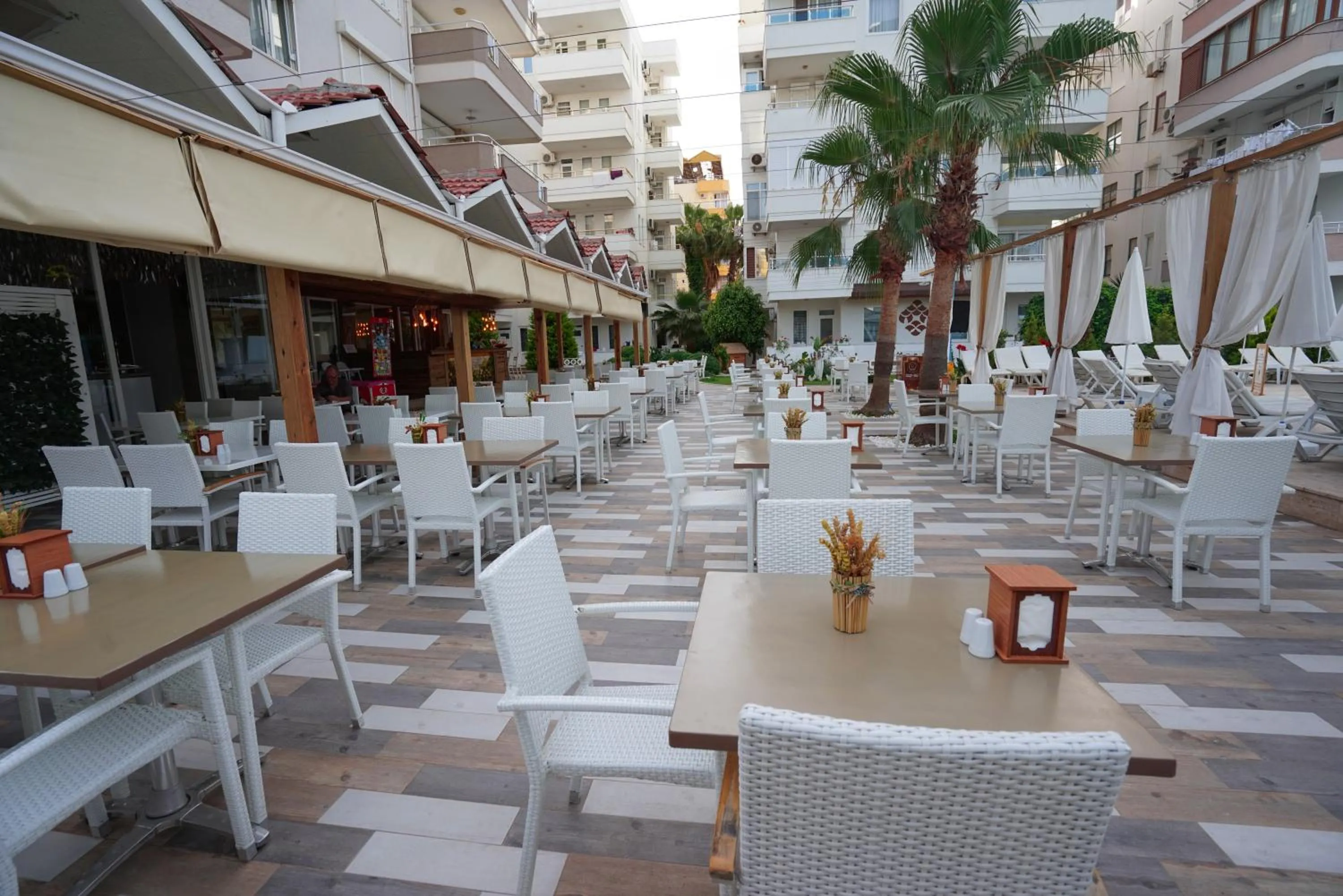 Restaurant/places to eat in Bora Bora Butik Hotel