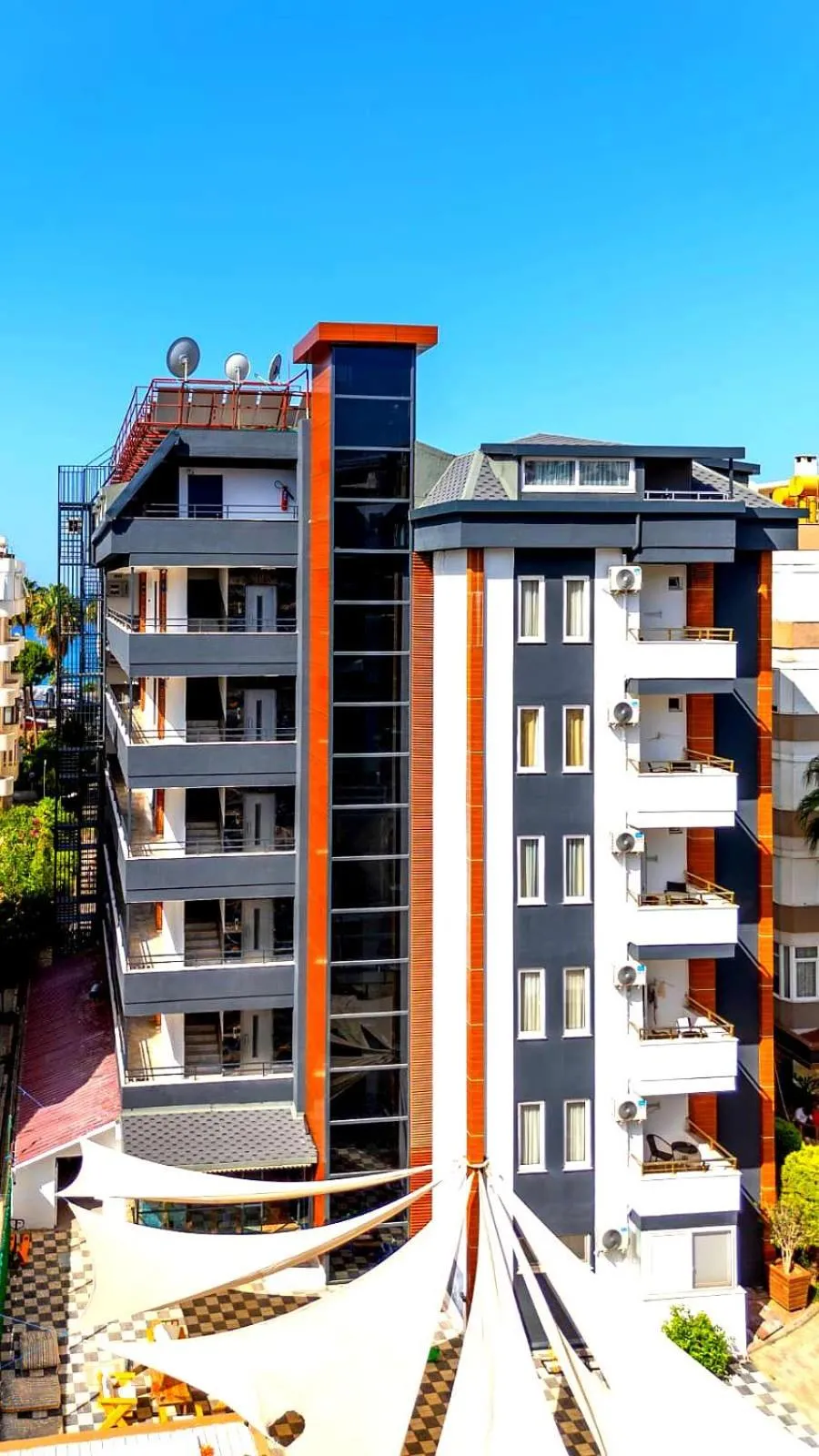 Property building in Bora Bora Butik Hotel