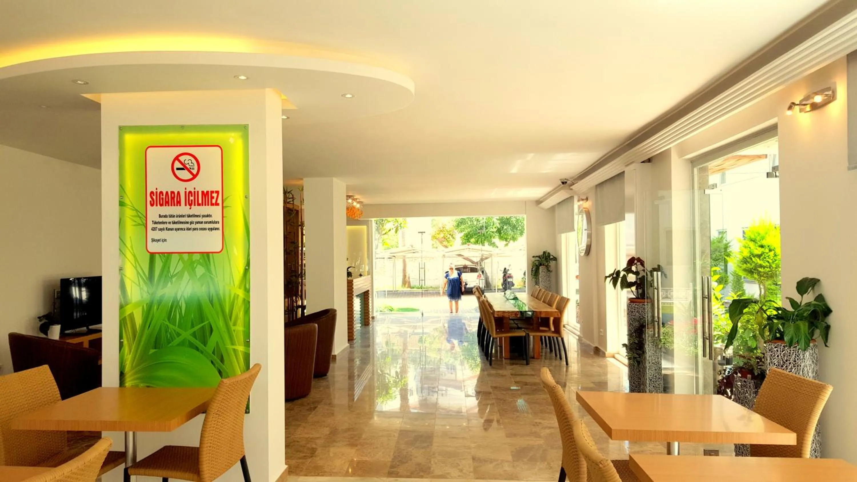 Restaurant/places to eat in Bora Bora Butik Hotel