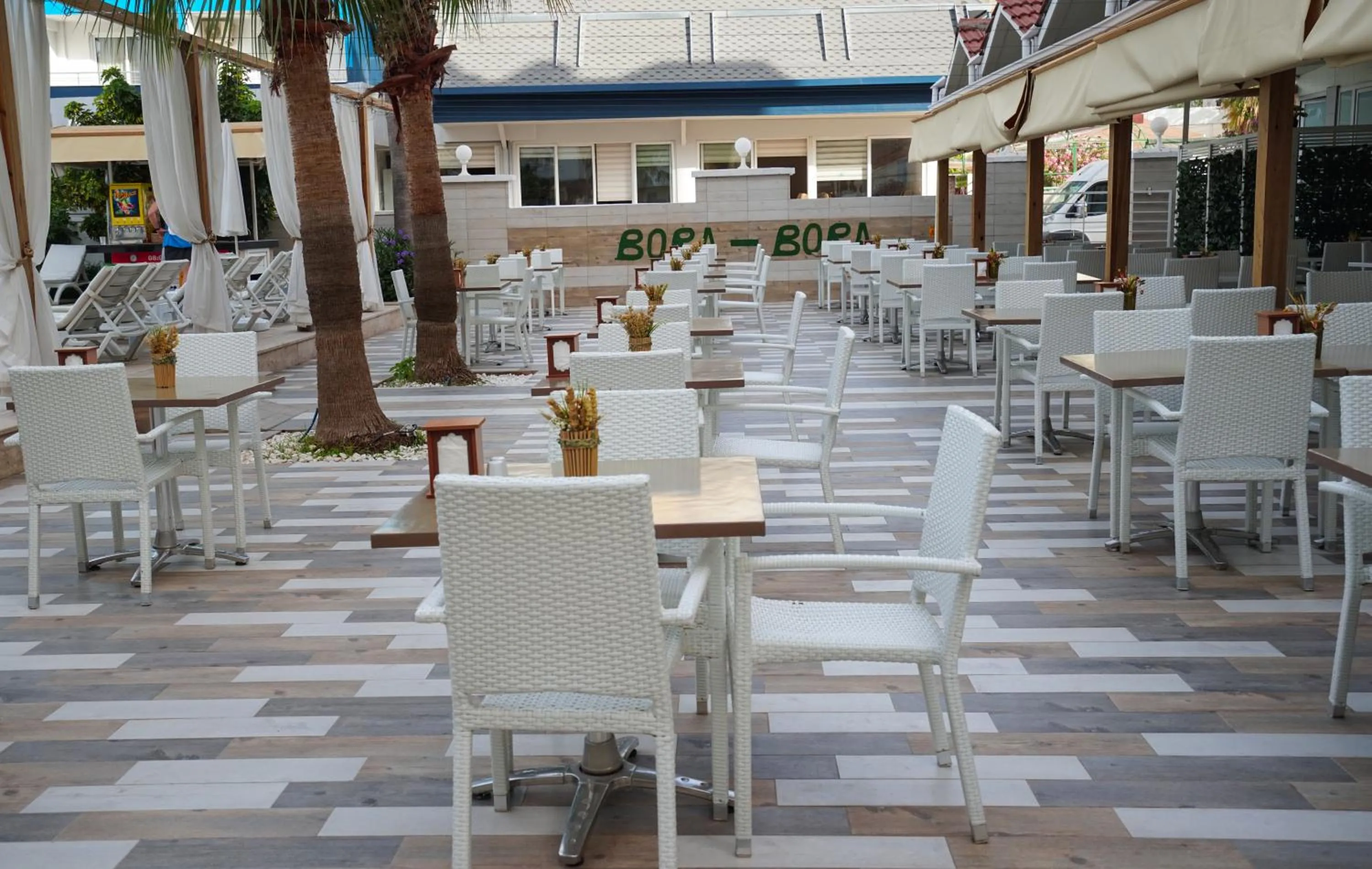 Restaurant/places to eat in Bora Bora Butik Hotel