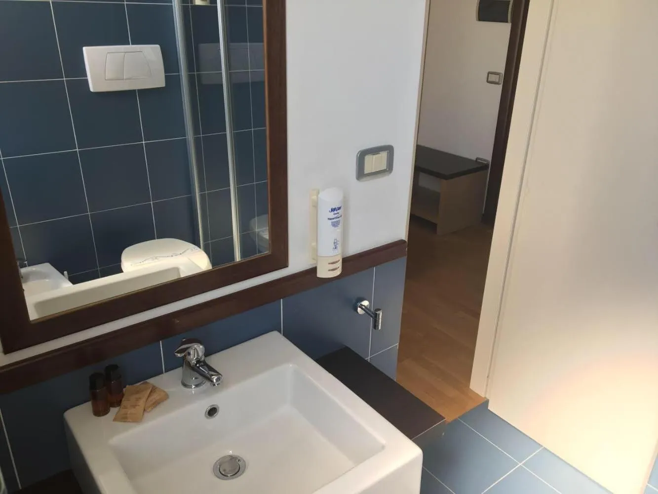 Bathroom in Hotel Royal