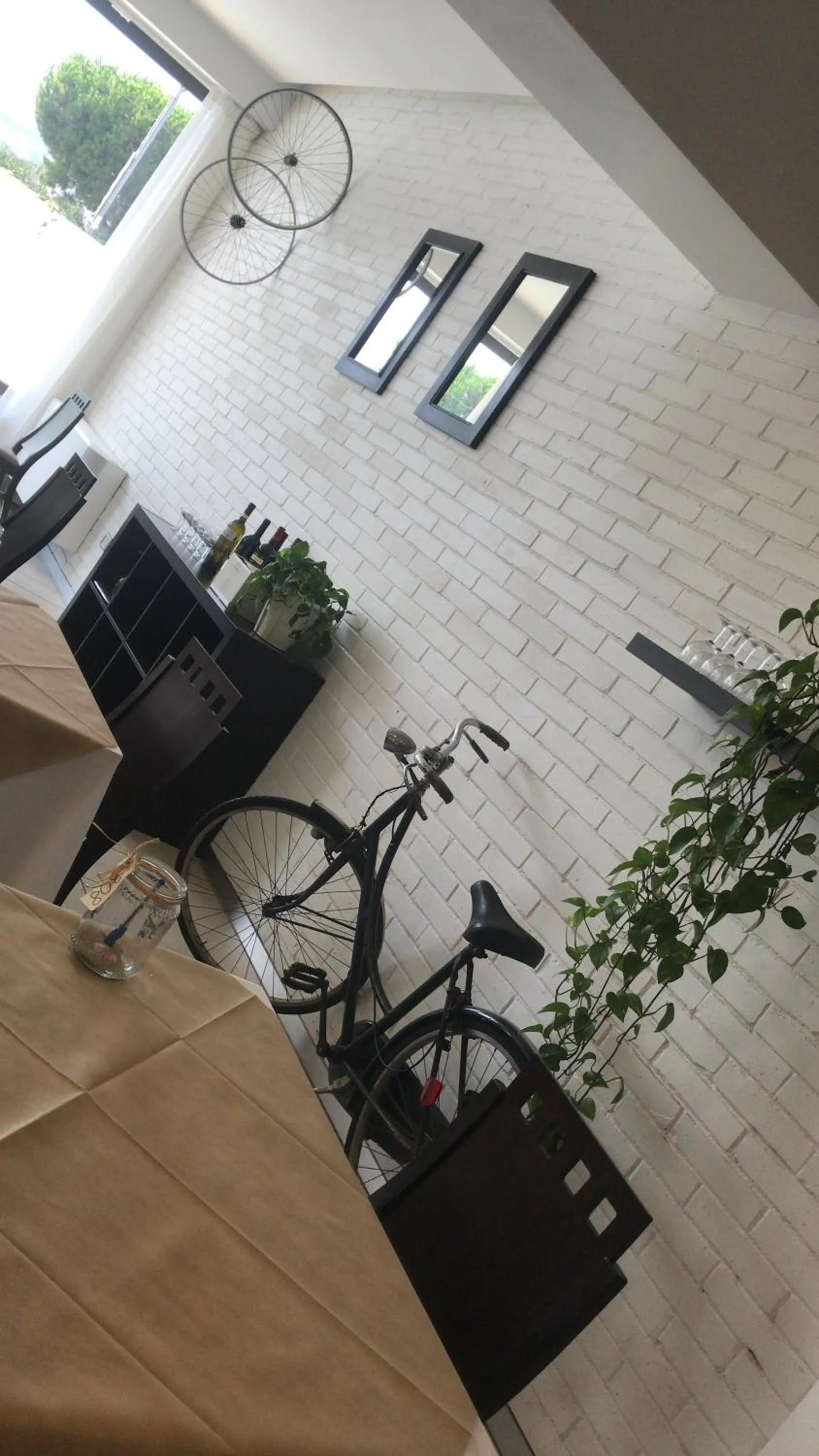 Food and drinks in Hotel Royal