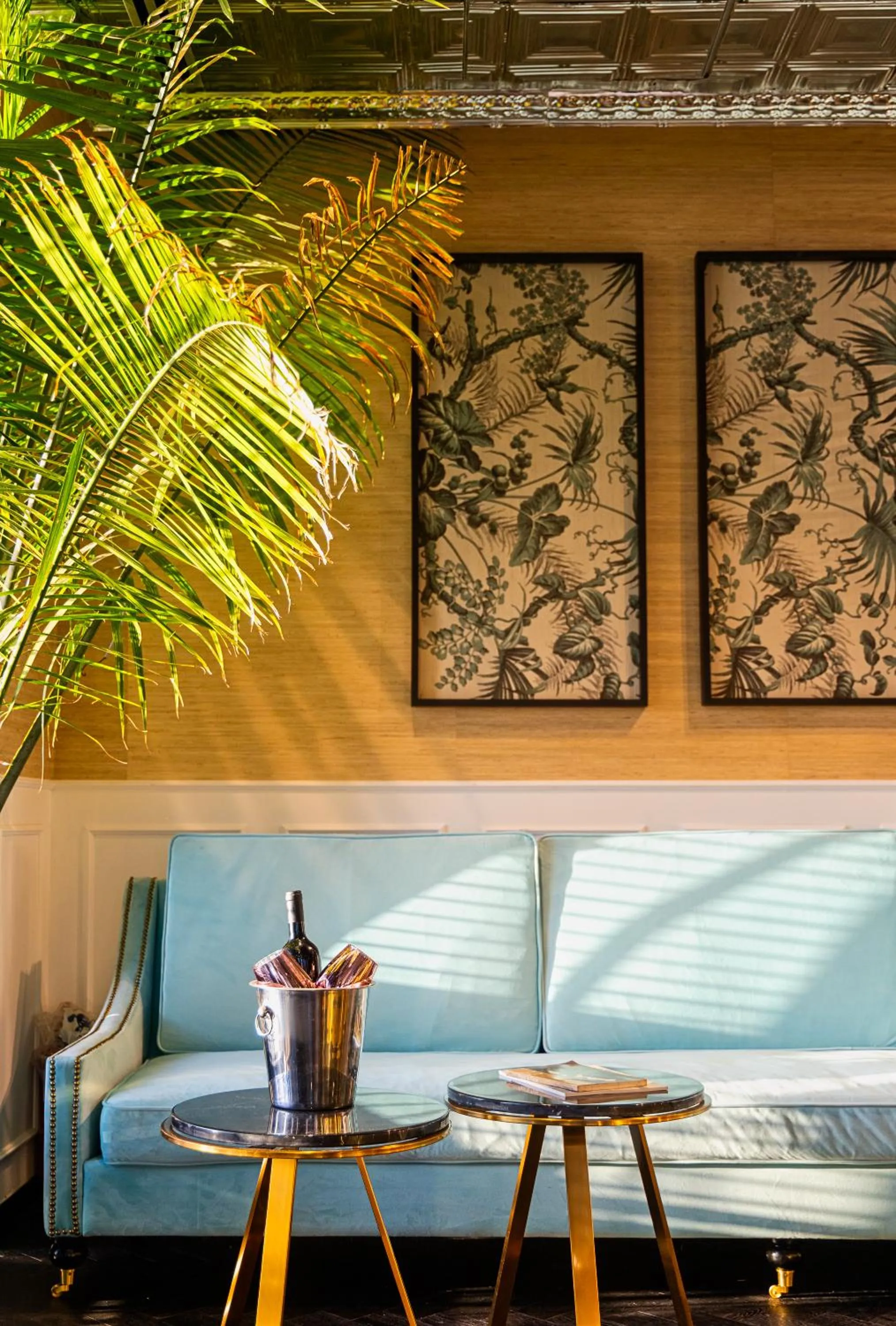 Lobby or reception in Seaside Hotel by Zvieli Hotels