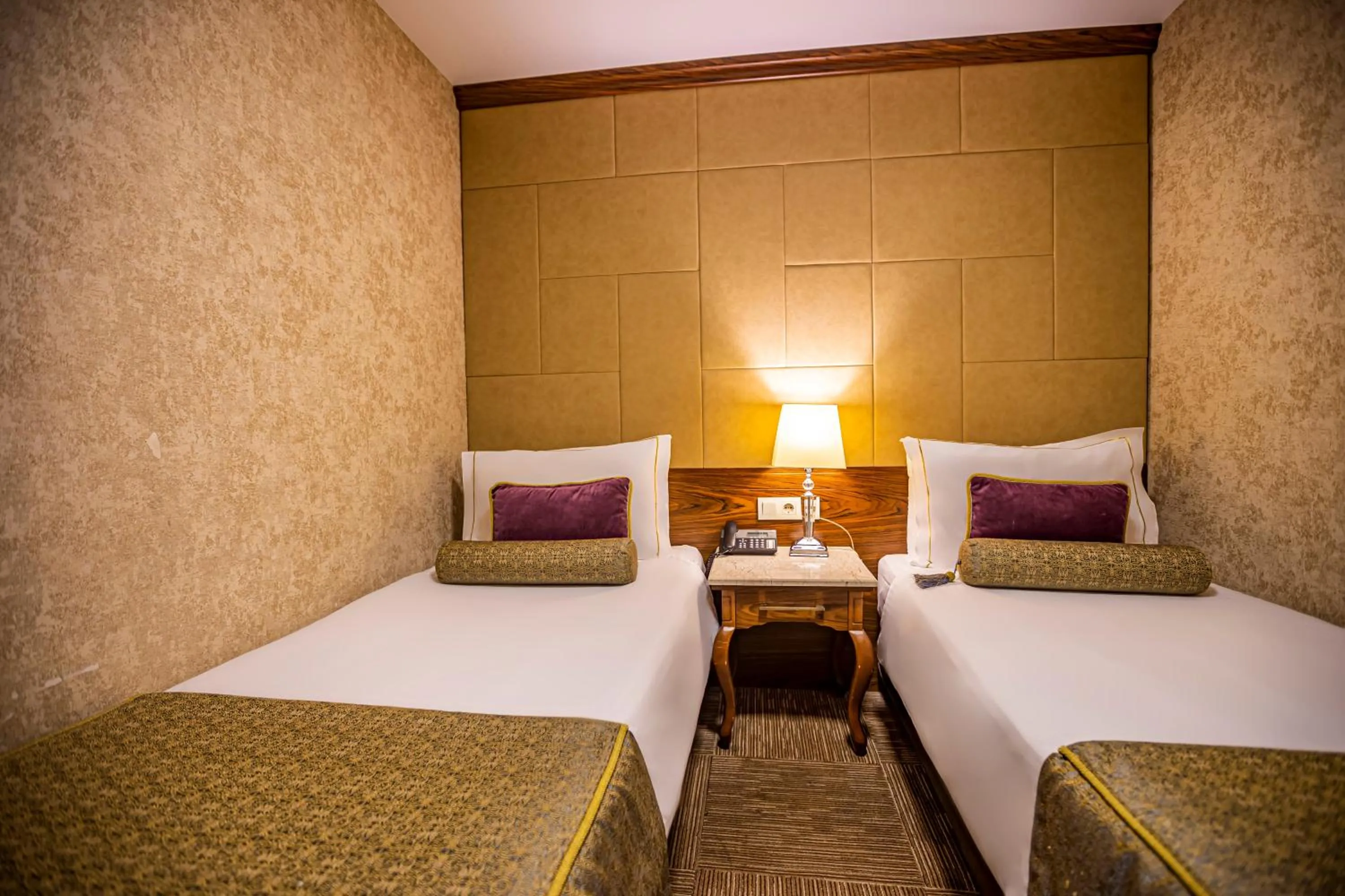 Bed in Eurostar Old City Hotel & Spa