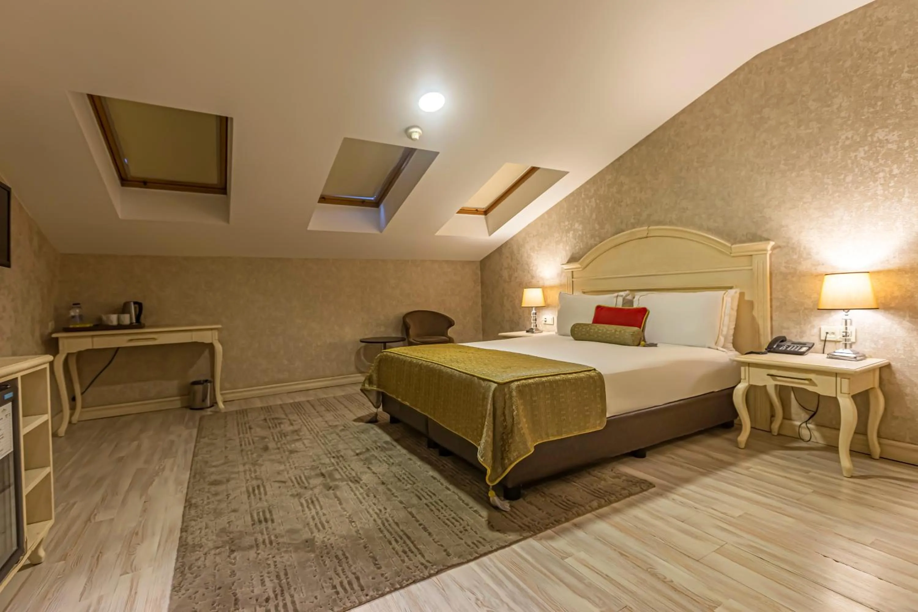 Bed in Eurostar Old City Hotel & Spa